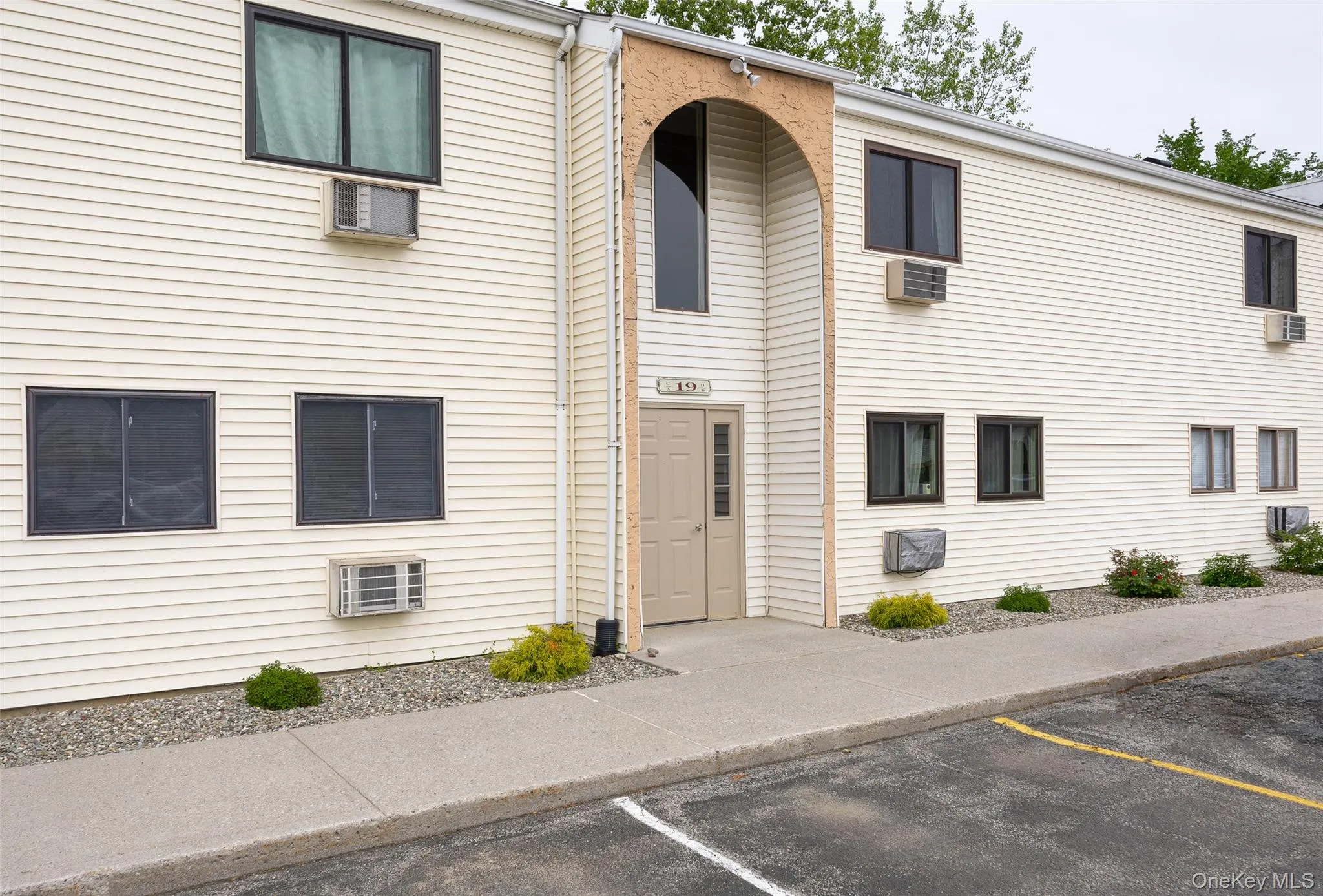 19 Scarborough Lane, Wappinger, NY, 1 Bedroom Bedrooms, 4 Rooms Rooms,1 BathroomBathrooms,Residential Lease,For Rent,Scarborough,0,1003221 19 Scarborough Lane, Wappinger, NY, 1 Bedroom Bedrooms, 4 Rooms Rooms,1 BathroomBathrooms,Residential Lease,For Rent,Scarborough,0,1003221