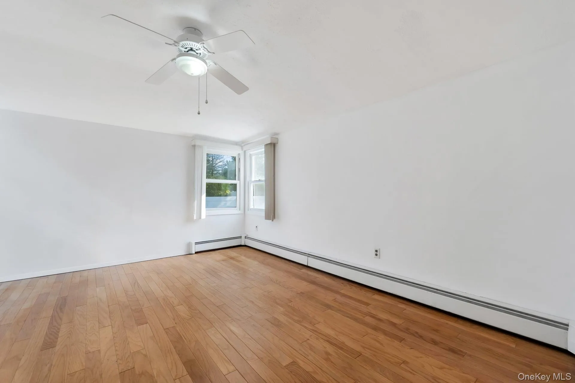 13 Fruitwood Lane, Smithtown, NY, 3 Bedrooms Bedrooms, 8 Rooms Rooms,2 BathroomsBathrooms,Residential,For Rent,Fruitwood,0,1003225 13 Fruitwood Lane, Smithtown, NY, 3 Bedrooms Bedrooms, 8 Rooms Rooms,2 BathroomsBathrooms,Residential,For Rent,Fruitwood,0,1003225