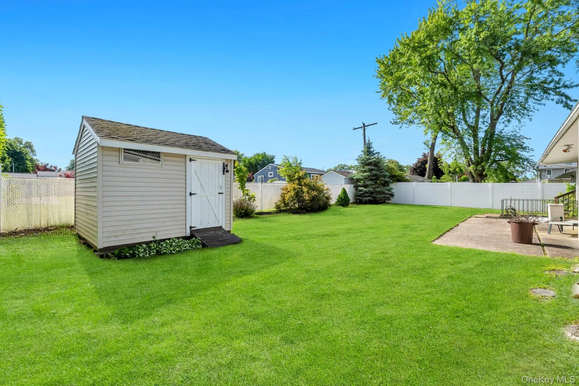 13 Fruitwood Lane, Smithtown, NY, 3 Bedrooms Bedrooms, 8 Rooms Rooms,2 BathroomsBathrooms,Residential,For Rent,Fruitwood,0,1003225 13 Fruitwood Lane, Smithtown, NY, 3 Bedrooms Bedrooms, 8 Rooms Rooms,2 BathroomsBathrooms,Residential,For Rent,Fruitwood,0,1003225