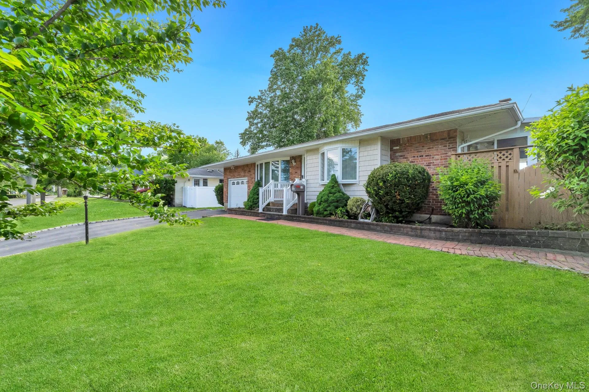 13 Fruitwood Lane, Smithtown, NY, 3 Bedrooms Bedrooms, 8 Rooms Rooms,2 BathroomsBathrooms,Residential,For Rent,Fruitwood,0,1003225 13 Fruitwood Lane, Smithtown, NY, 3 Bedrooms Bedrooms, 8 Rooms Rooms,2 BathroomsBathrooms,Residential,For Rent,Fruitwood,0,1003225