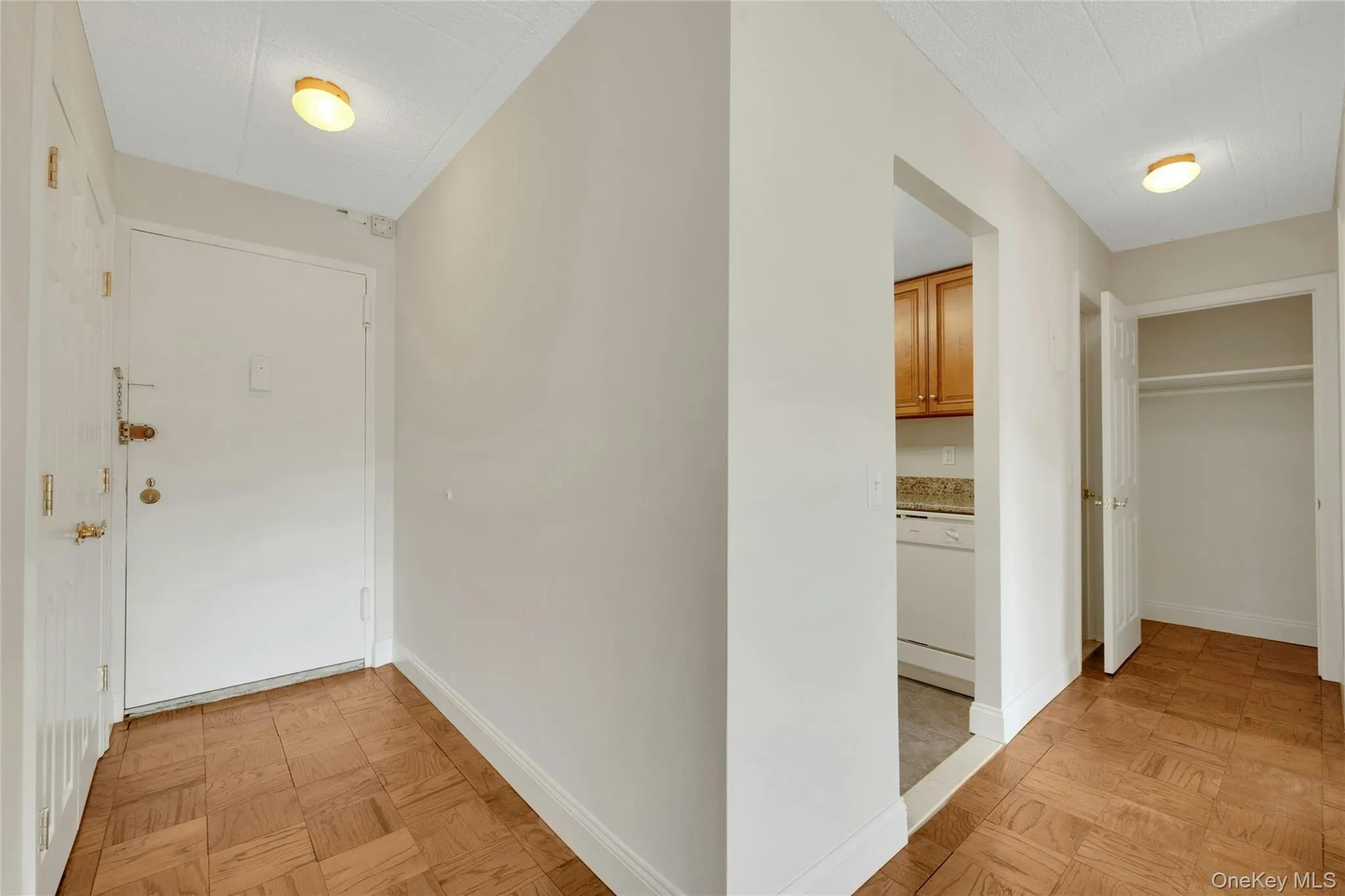 2 Park Avenue, Eastchester, NY, 1 Bedroom Bedrooms, 3 Rooms Rooms,1 BathroomBathrooms,Residential Lease,For Rent,Park,0,1003226 2 Park Avenue, Eastchester, NY, 1 Bedroom Bedrooms, 3 Rooms Rooms,1 BathroomBathrooms,Residential Lease,For Rent,Park,0,1003226