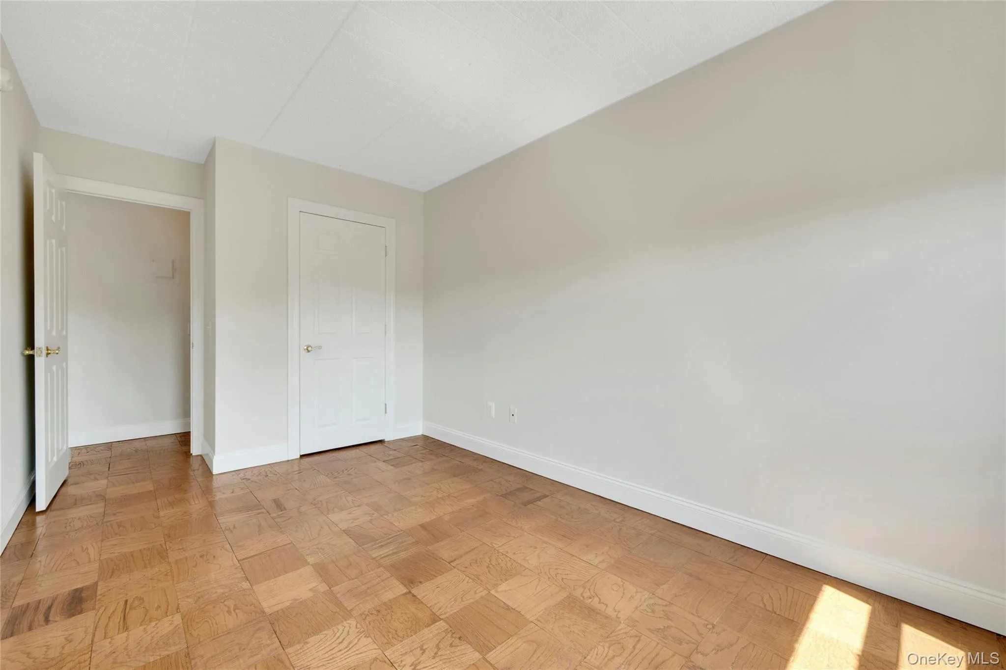 2 Park Avenue, Eastchester, NY, 1 Bedroom Bedrooms, 3 Rooms Rooms,1 BathroomBathrooms,Residential Lease,For Rent,Park,0,1003226 2 Park Avenue, Eastchester, NY, 1 Bedroom Bedrooms, 3 Rooms Rooms,1 BathroomBathrooms,Residential Lease,For Rent,Park,0,1003226