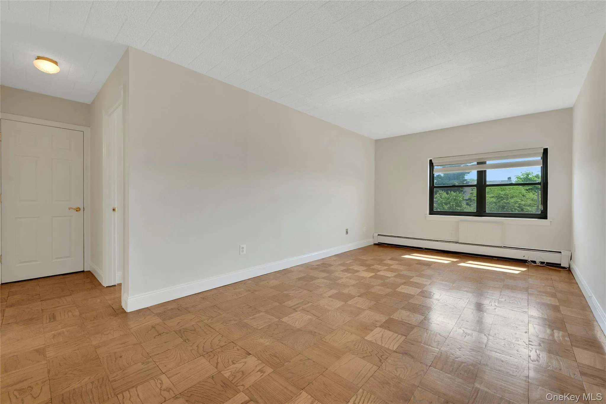 2 Park Avenue, Eastchester, NY, 1 Bedroom Bedrooms, 3 Rooms Rooms,1 BathroomBathrooms,Residential Lease,For Rent,Park,0,1003226 2 Park Avenue, Eastchester, NY, 1 Bedroom Bedrooms, 3 Rooms Rooms,1 BathroomBathrooms,Residential Lease,For Rent,Park,0,1003226