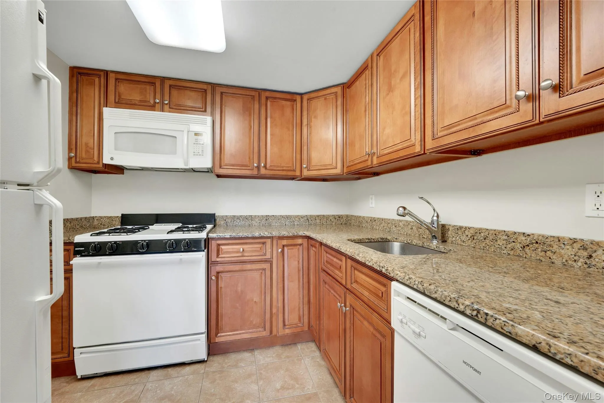 2 Park Avenue, Eastchester, NY, 1 Bedroom Bedrooms, 3 Rooms Rooms,1 BathroomBathrooms,Residential Lease,For Rent,Park,0,1003226 2 Park Avenue, Eastchester, NY, 1 Bedroom Bedrooms, 3 Rooms Rooms,1 BathroomBathrooms,Residential Lease,For Rent,Park,0,1003226