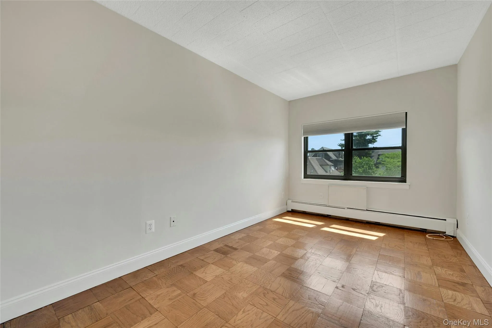 2 Park Avenue, Eastchester, NY, 1 Bedroom Bedrooms, 3 Rooms Rooms,1 BathroomBathrooms,Residential Lease,For Rent,Park,0,1003226 2 Park Avenue, Eastchester, NY, 1 Bedroom Bedrooms, 3 Rooms Rooms,1 BathroomBathrooms,Residential Lease,For Rent,Park,0,1003226