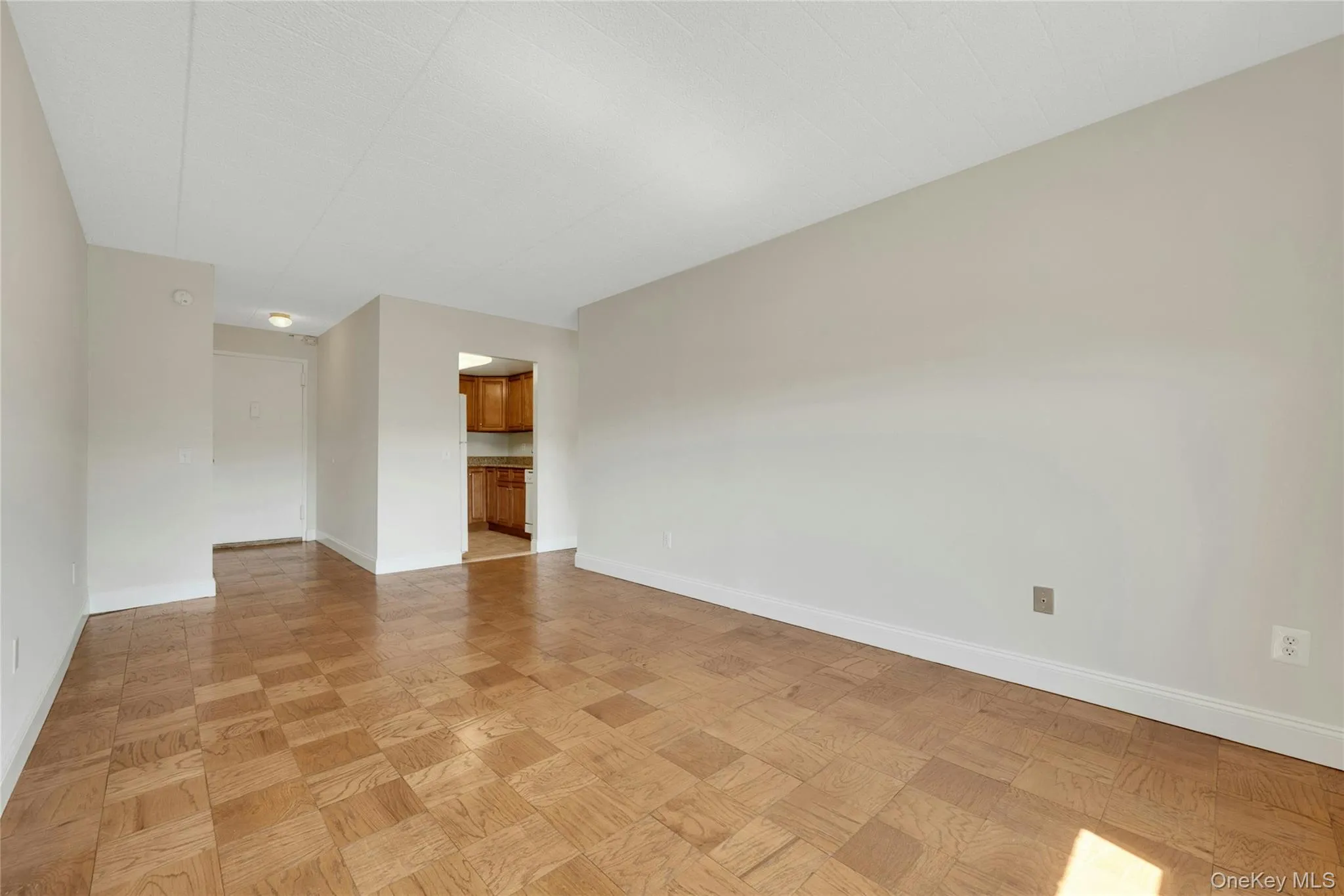 2 Park Avenue, Eastchester, NY, 1 Bedroom Bedrooms, 3 Rooms Rooms,1 BathroomBathrooms,Residential Lease,For Rent,Park,0,1003226 2 Park Avenue, Eastchester, NY, 1 Bedroom Bedrooms, 3 Rooms Rooms,1 BathroomBathrooms,Residential Lease,For Rent,Park,0,1003226