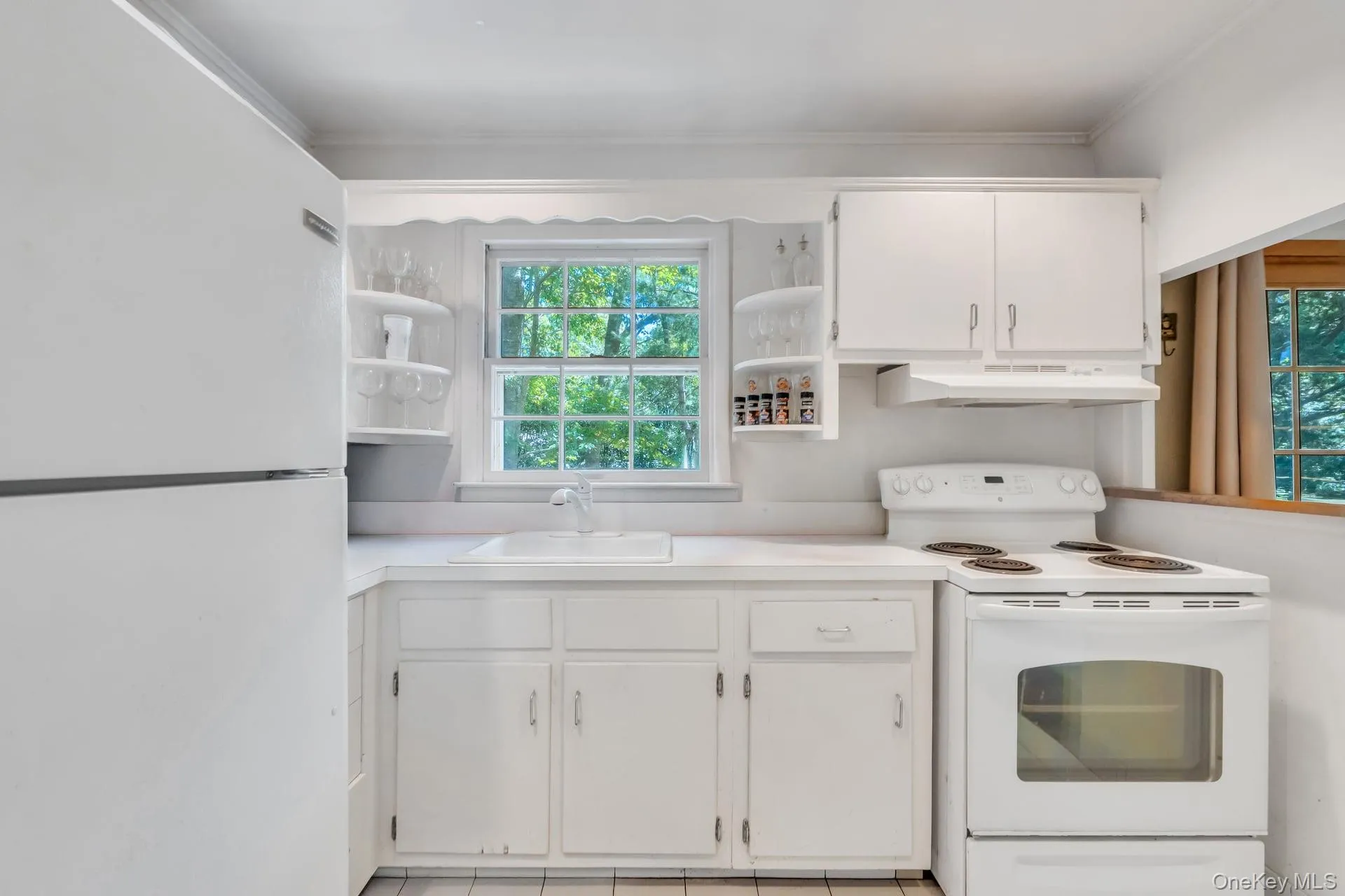 64 Cove Hollow Road, East Hampton, NY, 2 Bedrooms Bedrooms, 6 Rooms Rooms,1 BathroomBathrooms,Residential,For Rent,Cove Hollow,0,1003230 64 Cove Hollow Road, East Hampton, NY, 2 Bedrooms Bedrooms, 6 Rooms Rooms,1 BathroomBathrooms,Residential,For Rent,Cove Hollow,0,1003230