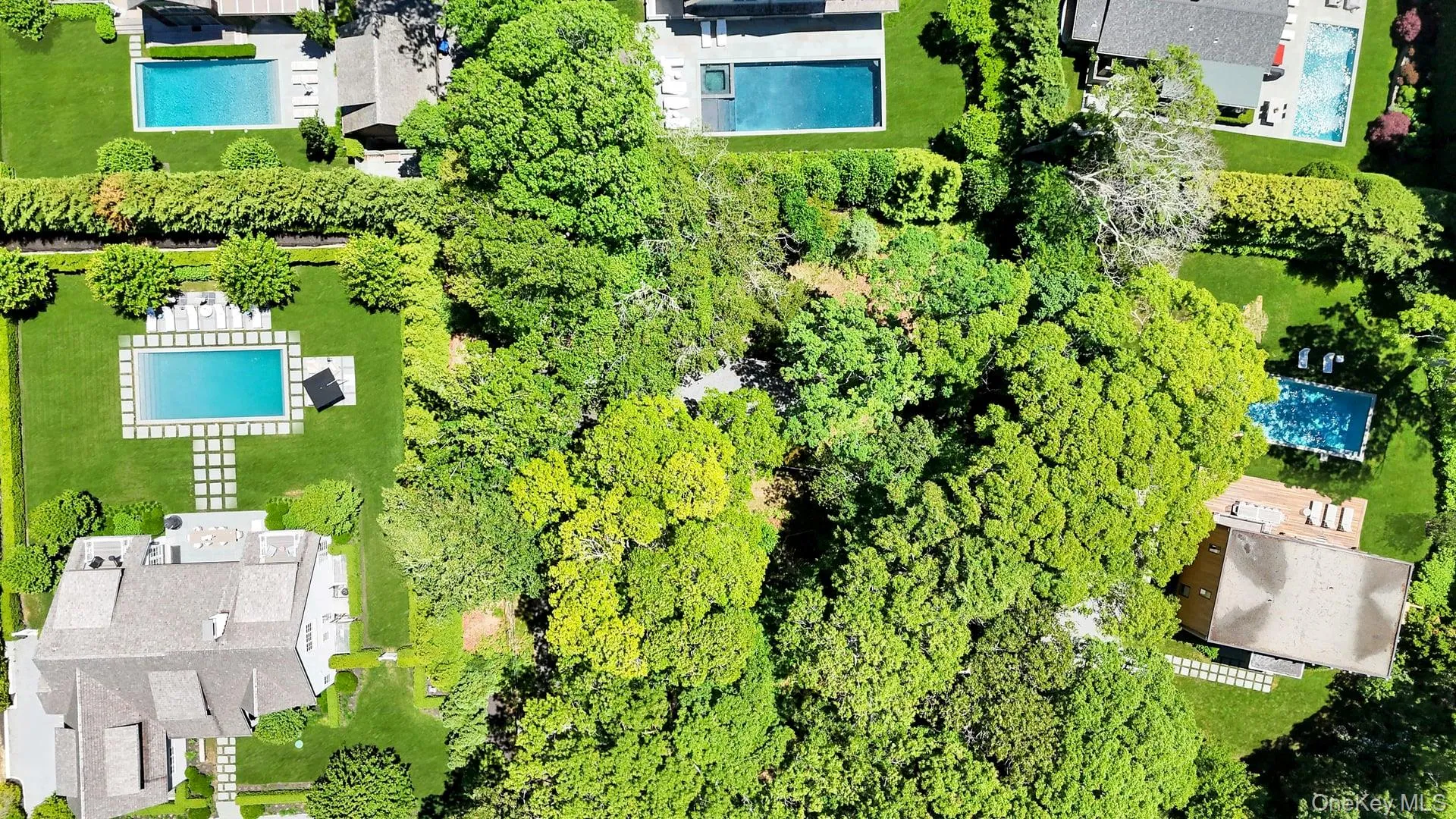 64 Cove Hollow Road, East Hampton, NY, 2 Bedrooms Bedrooms, 6 Rooms Rooms,1 BathroomBathrooms,Residential,For Rent,Cove Hollow,0,1003230 64 Cove Hollow Road, East Hampton, NY, 2 Bedrooms Bedrooms, 6 Rooms Rooms,1 BathroomBathrooms,Residential,For Rent,Cove Hollow,0,1003230