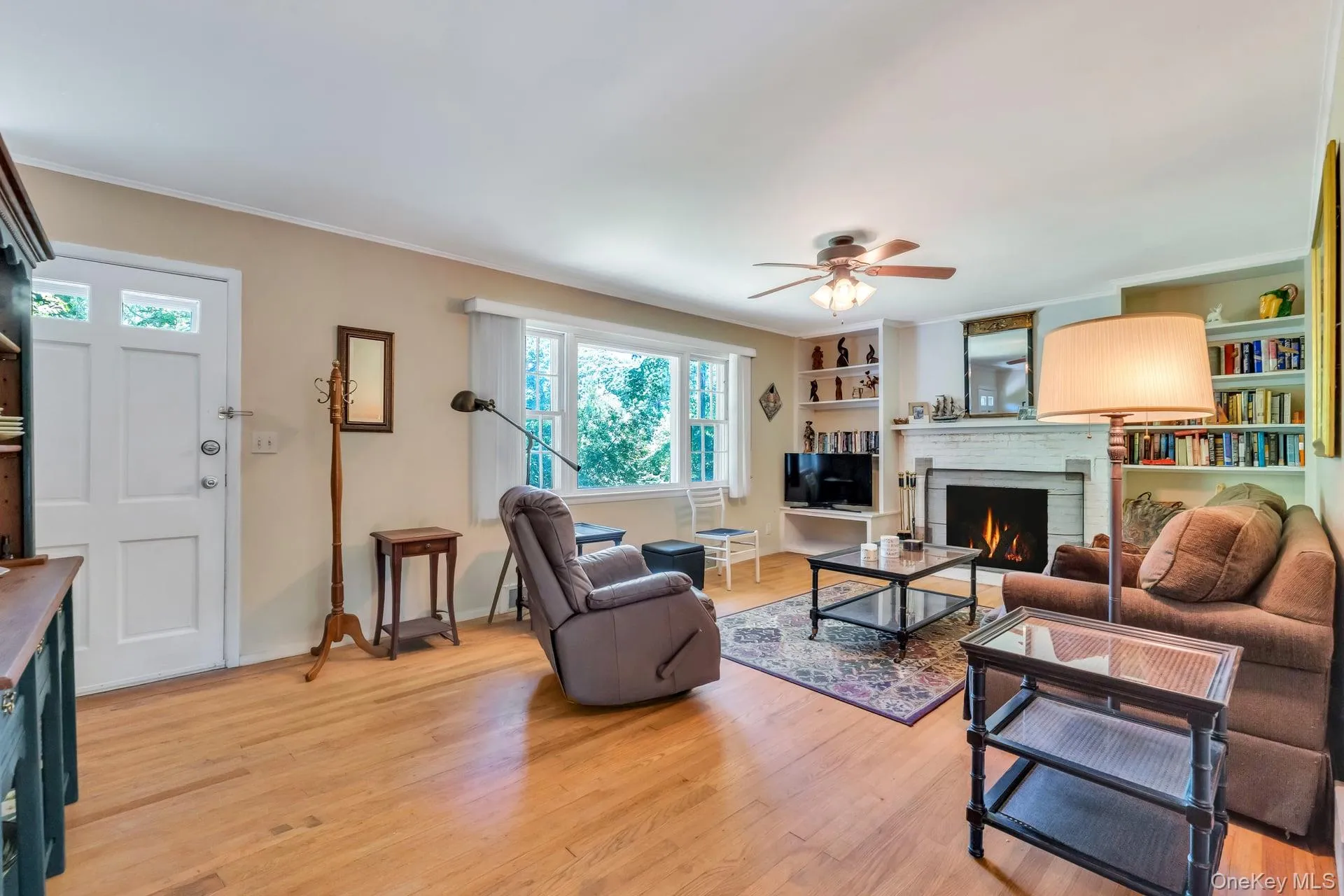 64 Cove Hollow Road, East Hampton, NY, 2 Bedrooms Bedrooms, 6 Rooms Rooms,1 BathroomBathrooms,Residential,For Rent,Cove Hollow,0,1003230 64 Cove Hollow Road, East Hampton, NY, 2 Bedrooms Bedrooms, 6 Rooms Rooms,1 BathroomBathrooms,Residential,For Rent,Cove Hollow,0,1003230