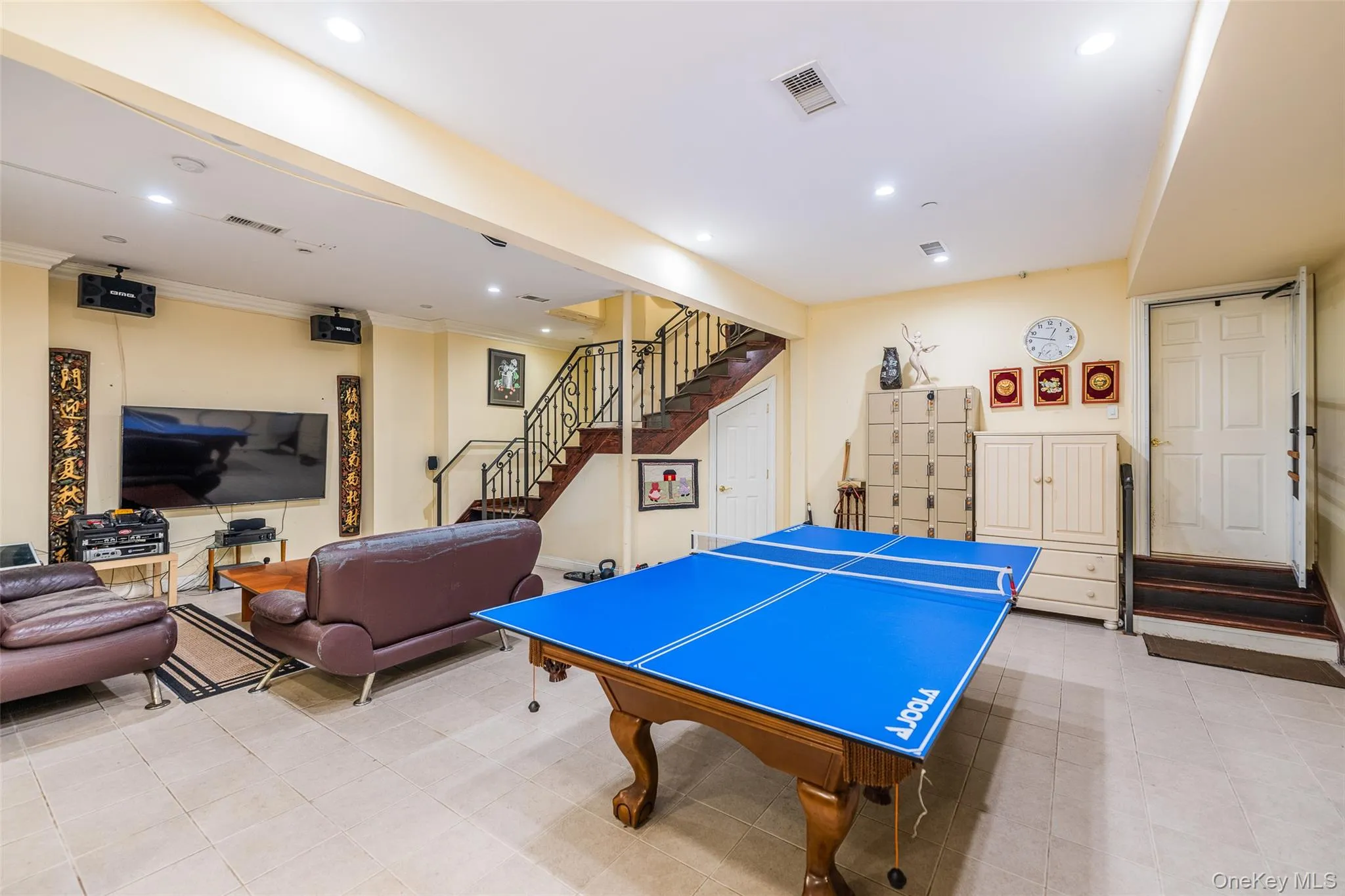 160-03 Cryders Lane, New York, NY, 4 Bedrooms Bedrooms, 10 Rooms Rooms,5 BathroomsBathrooms,Residential,For Rent,Cryders,0,1003231 160-03 Cryders Lane, New York, NY, 4 Bedrooms Bedrooms, 10 Rooms Rooms,5 BathroomsBathrooms,Residential,For Rent,Cryders,0,1003231