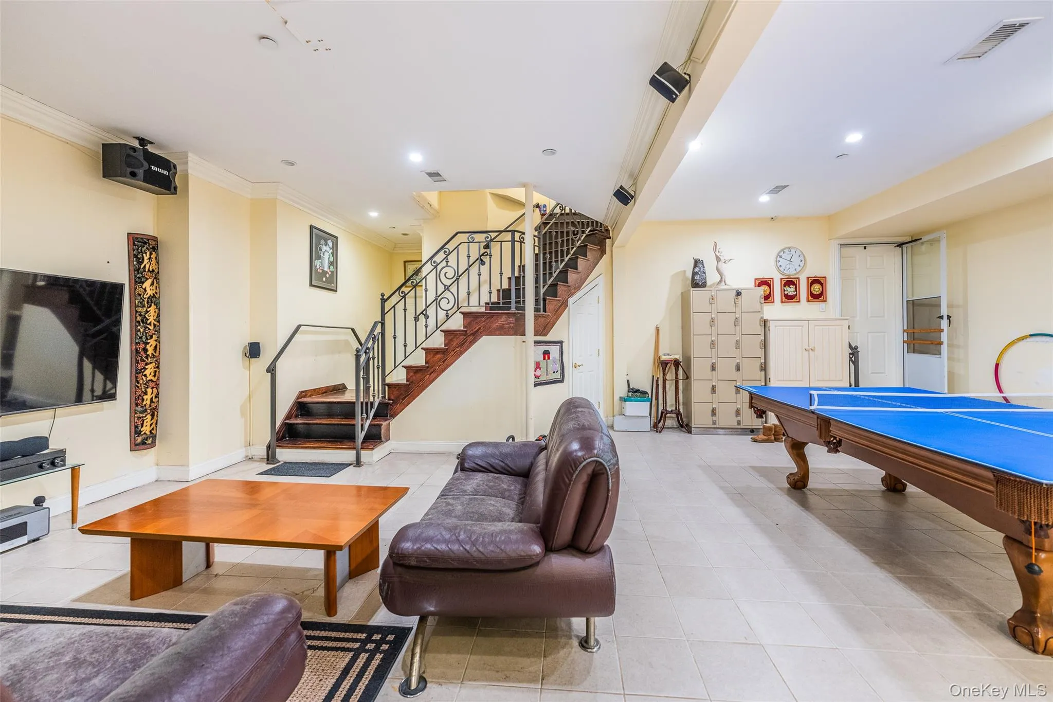 160-03 Cryders Lane, New York, NY, 4 Bedrooms Bedrooms, 10 Rooms Rooms,5 BathroomsBathrooms,Residential,For Rent,Cryders,0,1003231 160-03 Cryders Lane, New York, NY, 4 Bedrooms Bedrooms, 10 Rooms Rooms,5 BathroomsBathrooms,Residential,For Rent,Cryders,0,1003231
