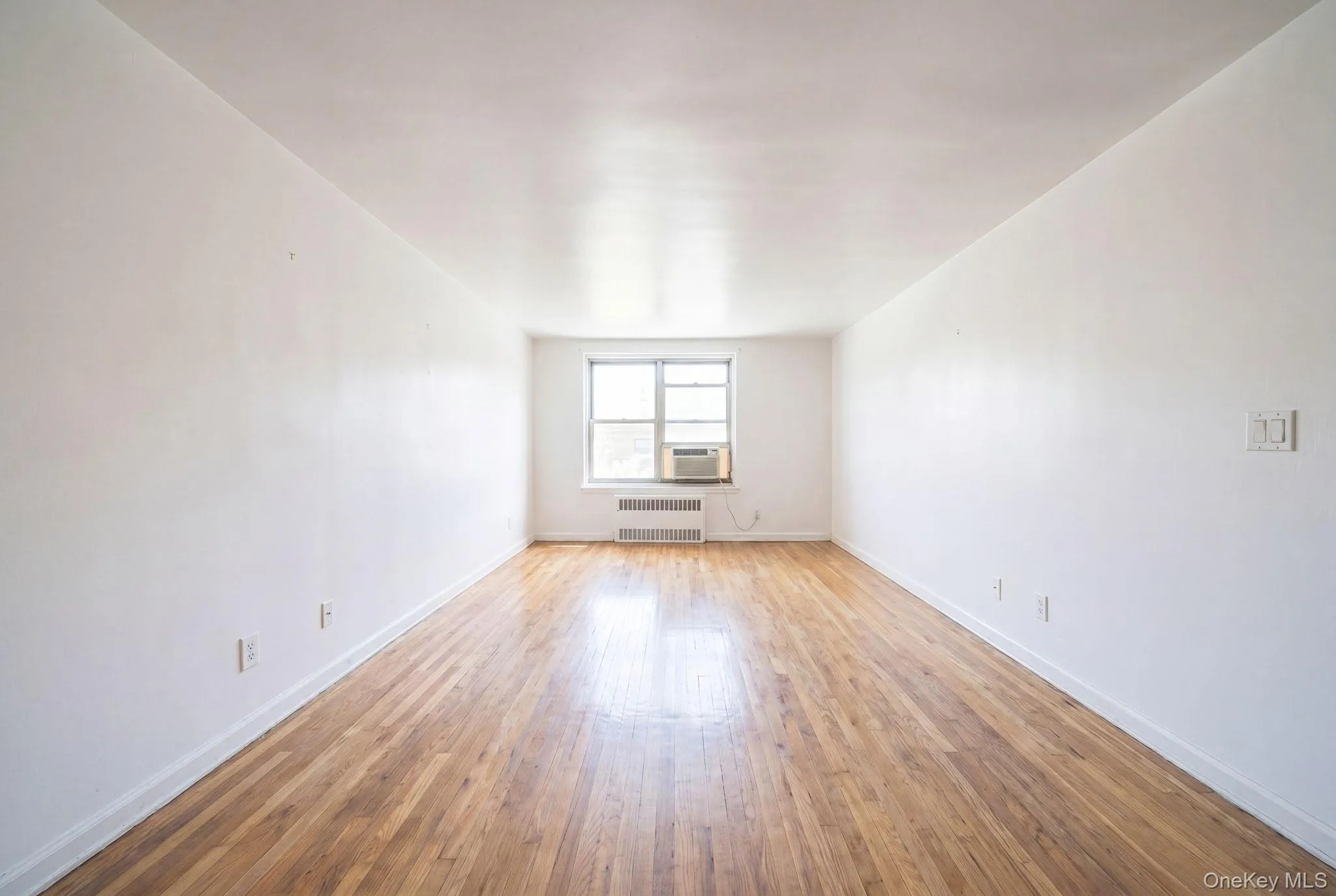 84-01 Main Street, New York, NY, 1 Bedroom Bedrooms, 3 Rooms Rooms,1 BathroomBathrooms,Residential,For Rent,Main,0,1003235 84-01 Main Street, New York, NY, 1 Bedroom Bedrooms, 3 Rooms Rooms,1 BathroomBathrooms,Residential,For Rent,Main,0,1003235