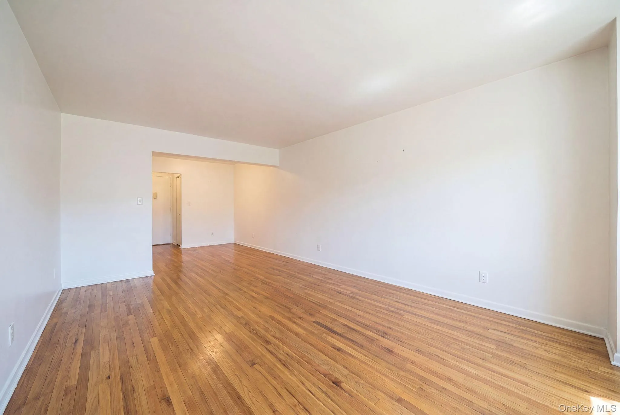 84-01 Main Street, New York, NY, 1 Bedroom Bedrooms, 3 Rooms Rooms,1 BathroomBathrooms,Residential,For Rent,Main,0,1003235 84-01 Main Street, New York, NY, 1 Bedroom Bedrooms, 3 Rooms Rooms,1 BathroomBathrooms,Residential,For Rent,Main,0,1003235