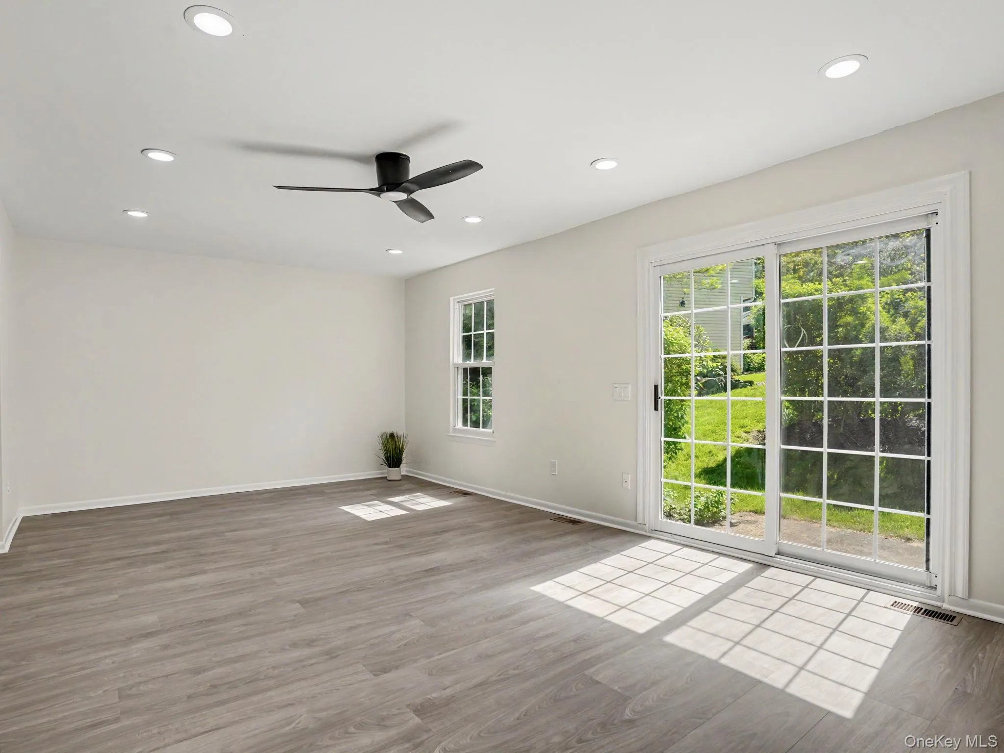 273 Carrollwood Drive, Greenburgh, NY, 2 Bedrooms Bedrooms, 5 Rooms Rooms,2 BathroomsBathrooms,Residential,For Rent,Carrollwood,0,1003236 273 Carrollwood Drive, Greenburgh, NY, 2 Bedrooms Bedrooms, 5 Rooms Rooms,2 BathroomsBathrooms,Residential,For Rent,Carrollwood,0,1003236
