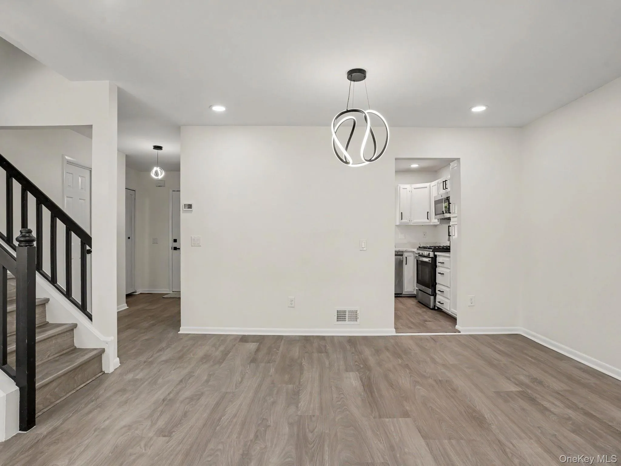 273 Carrollwood Drive, Greenburgh, NY, 2 Bedrooms Bedrooms, 5 Rooms Rooms,2 BathroomsBathrooms,Residential,For Rent,Carrollwood,0,1003236 273 Carrollwood Drive, Greenburgh, NY, 2 Bedrooms Bedrooms, 5 Rooms Rooms,2 BathroomsBathrooms,Residential,For Rent,Carrollwood,0,1003236