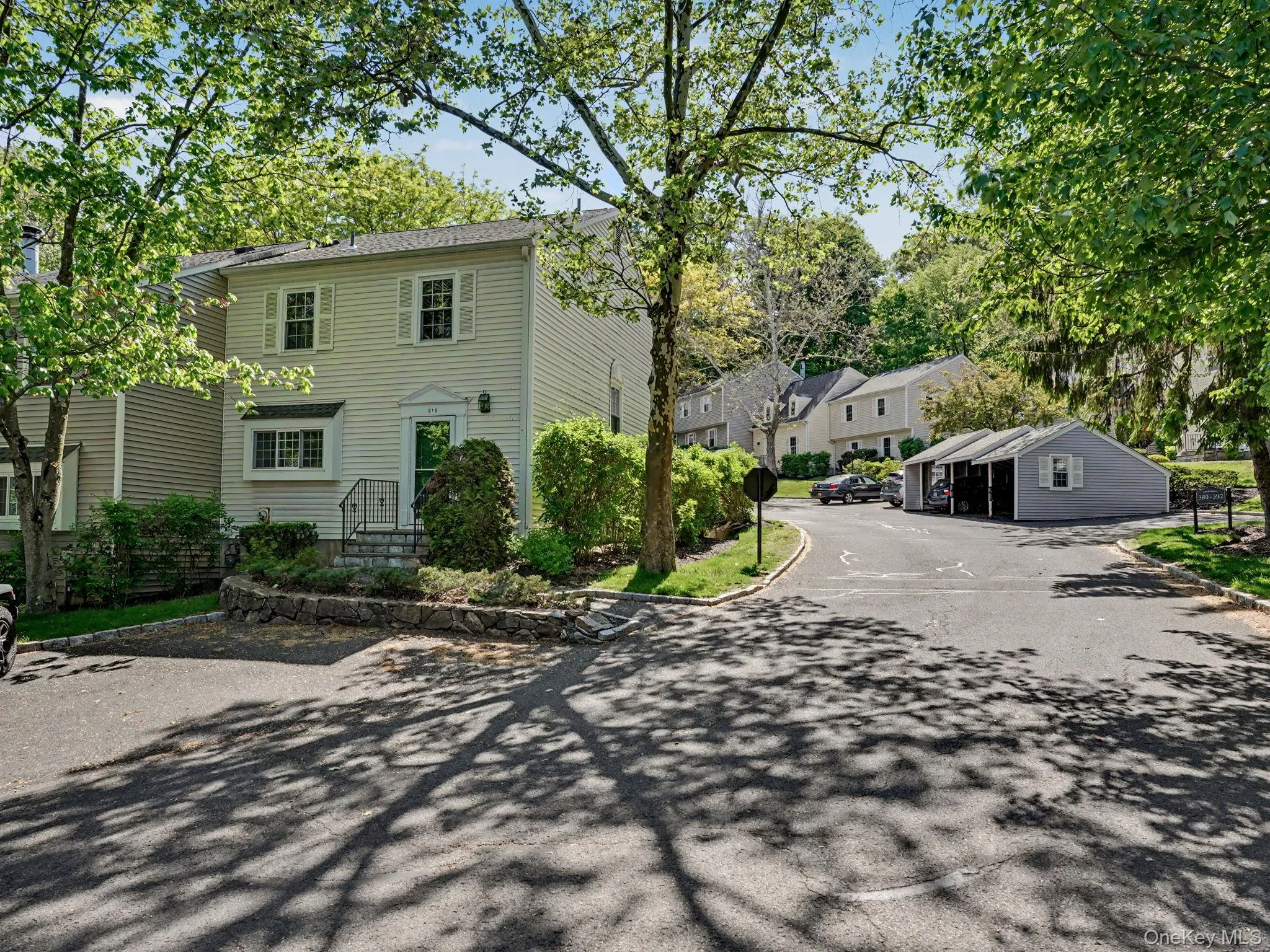 273 Carrollwood Drive, Greenburgh, NY, 2 Bedrooms Bedrooms, 5 Rooms Rooms,2 BathroomsBathrooms,Residential,For Rent,Carrollwood,0,1003236 273 Carrollwood Drive, Greenburgh, NY, 2 Bedrooms Bedrooms, 5 Rooms Rooms,2 BathroomsBathrooms,Residential,For Rent,Carrollwood,0,1003236