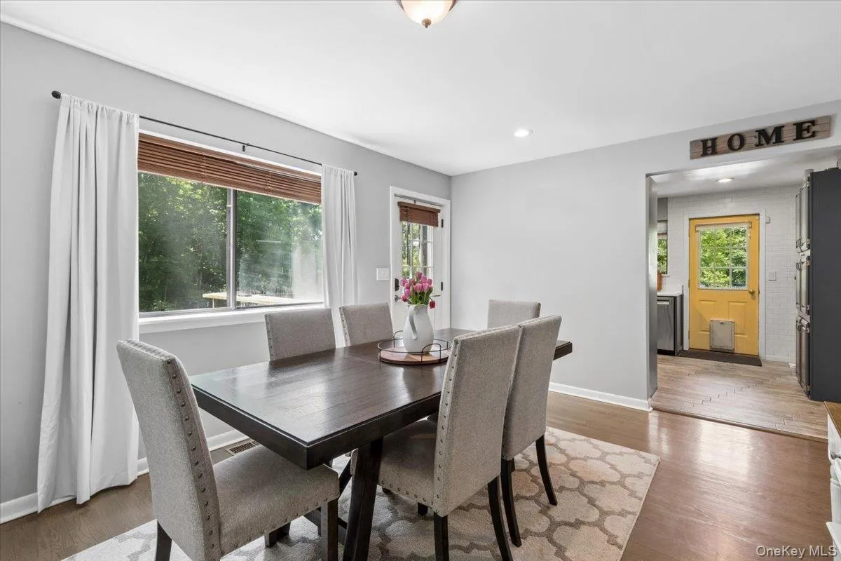 549 Westbrook Drive, Cortlandt, NY, 3 Bedrooms Bedrooms, 9 Rooms Rooms,2 BathroomsBathrooms,Residential,For Rent,Westbrook,0,1003243 549 Westbrook Drive, Cortlandt, NY, 3 Bedrooms Bedrooms, 9 Rooms Rooms,2 BathroomsBathrooms,Residential,For Rent,Westbrook,0,1003243