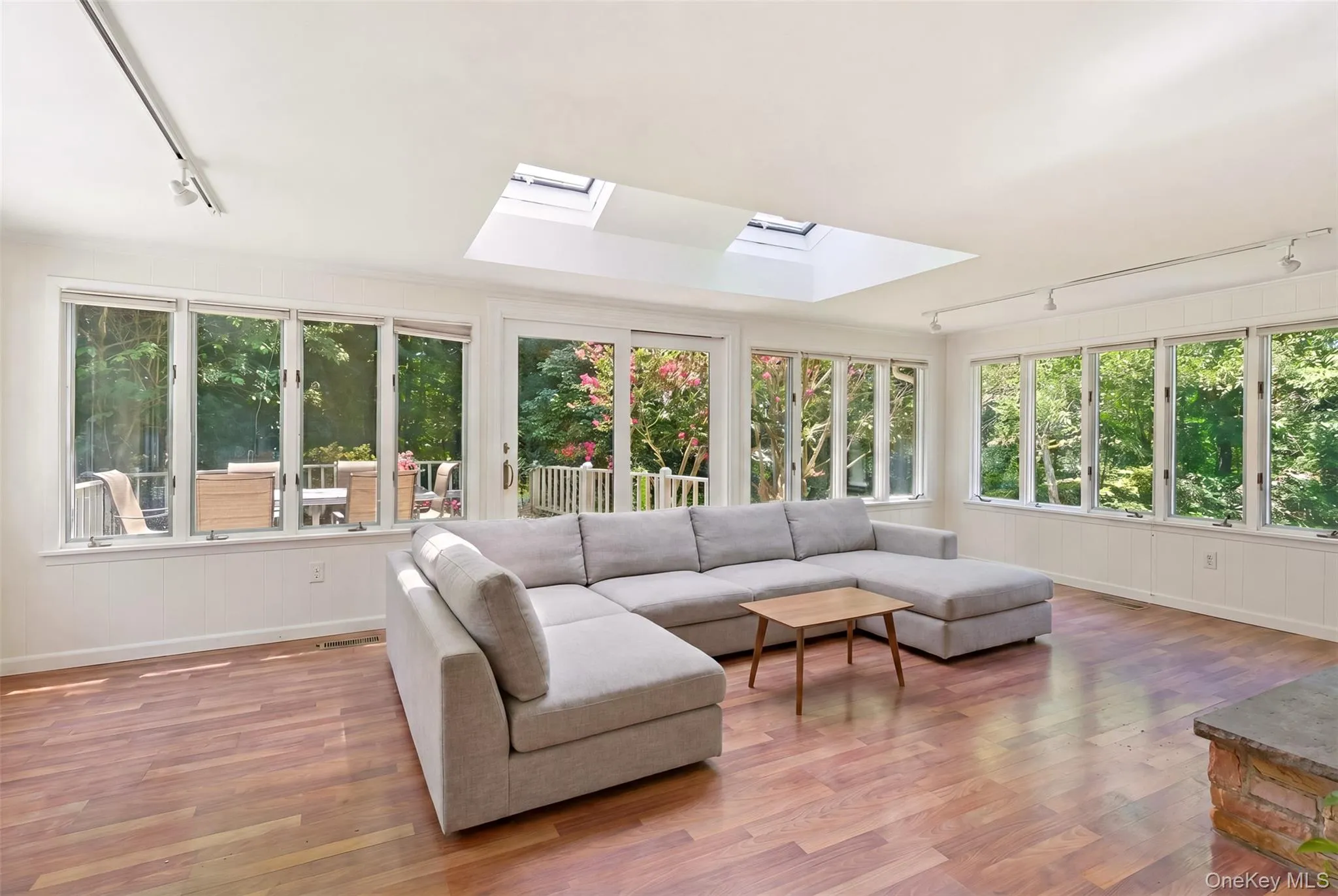106 Vineyard Road, Huntington, NY, 4 Bedrooms Bedrooms, 8 Rooms Rooms,3 BathroomsBathrooms,Residential Sale,For Rent,Vineyard,0,1003249 106 Vineyard Road, Huntington, NY, 4 Bedrooms Bedrooms, 8 Rooms Rooms,3 BathroomsBathrooms,Residential Sale,For Rent,Vineyard,0,1003249