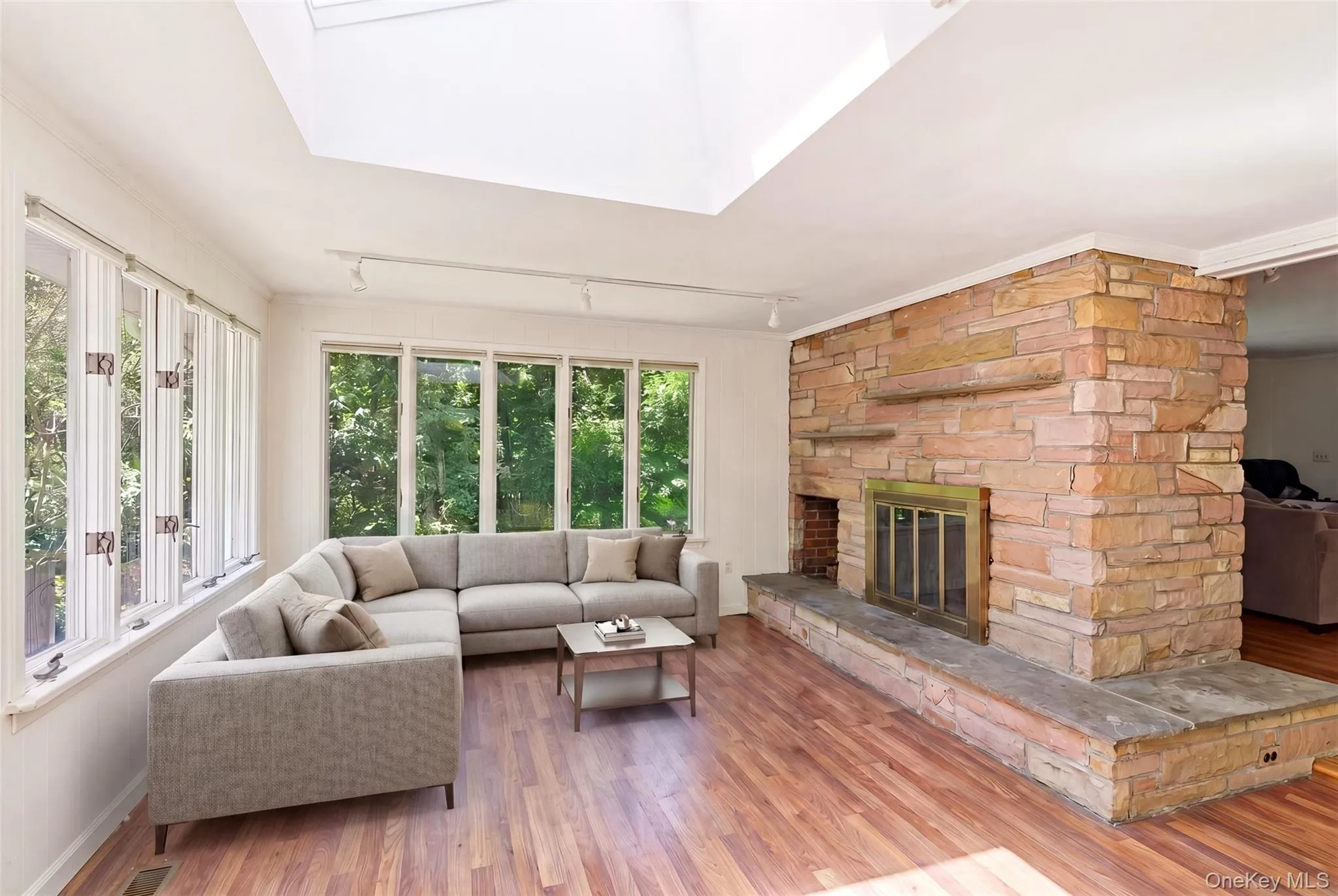 106 Vineyard Road, Huntington, NY, 4 Bedrooms Bedrooms, 8 Rooms Rooms,3 BathroomsBathrooms,Residential Sale,For Rent,Vineyard,0,1003249 106 Vineyard Road, Huntington, NY, 4 Bedrooms Bedrooms, 8 Rooms Rooms,3 BathroomsBathrooms,Residential Sale,For Rent,Vineyard,0,1003249