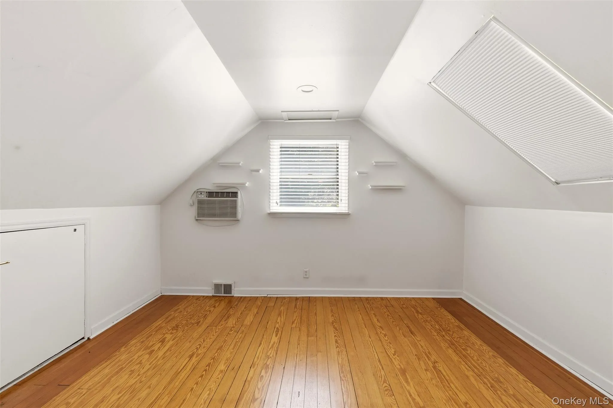 106 Vineyard Road, Huntington, NY, 4 Bedrooms Bedrooms, 8 Rooms Rooms,3 BathroomsBathrooms,Residential Sale,For Rent,Vineyard,0,1003249 106 Vineyard Road, Huntington, NY, 4 Bedrooms Bedrooms, 8 Rooms Rooms,3 BathroomsBathrooms,Residential Sale,For Rent,Vineyard,0,1003249