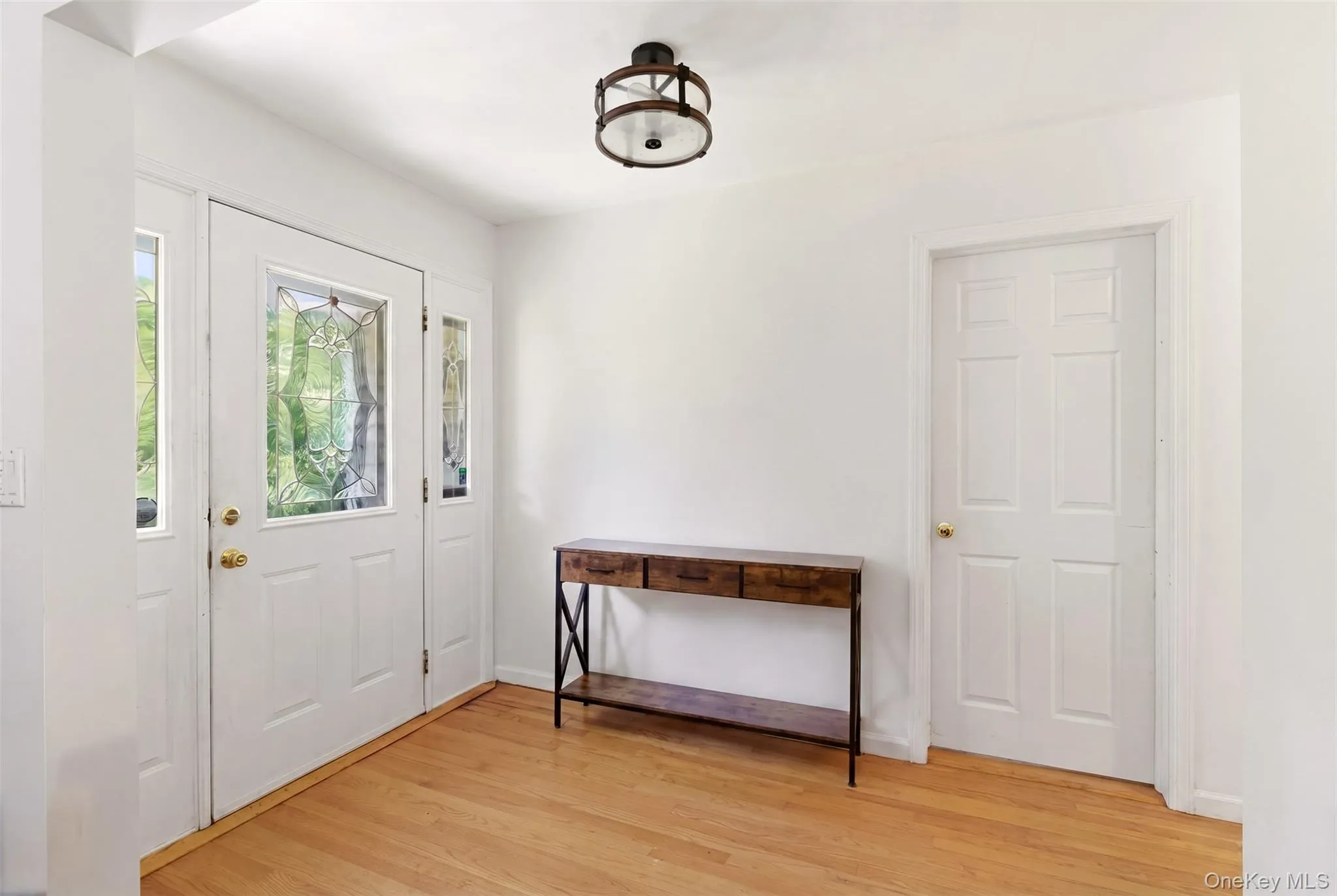 106 Vineyard Road, Huntington, NY, 4 Bedrooms Bedrooms, 8 Rooms Rooms,3 BathroomsBathrooms,Residential Sale,For Rent,Vineyard,0,1003249 106 Vineyard Road, Huntington, NY, 4 Bedrooms Bedrooms, 8 Rooms Rooms,3 BathroomsBathrooms,Residential Sale,For Rent,Vineyard,0,1003249