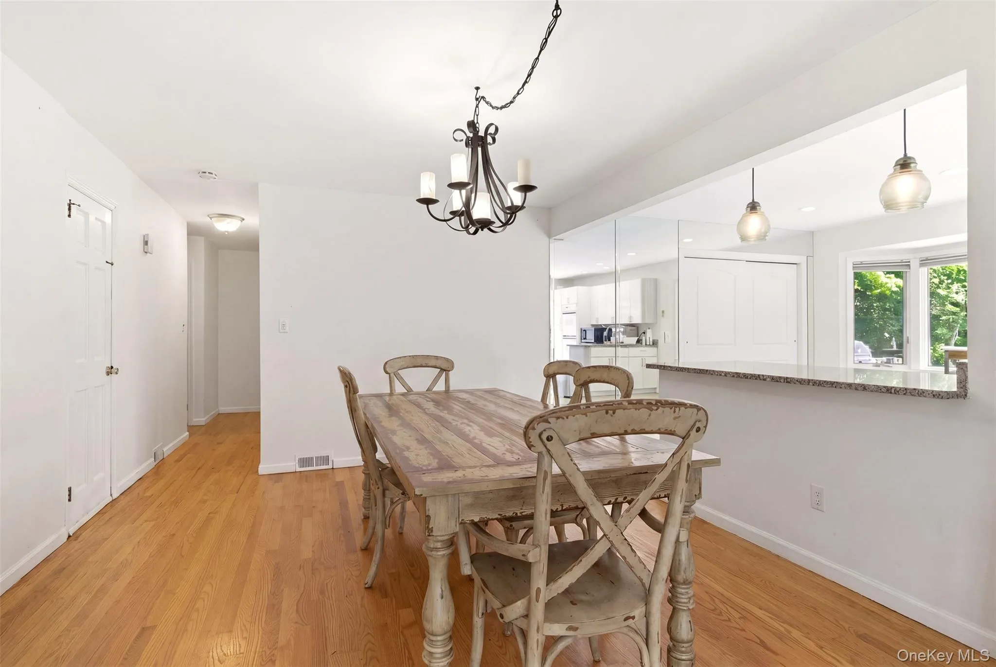 106 Vineyard Road, Huntington, NY, 4 Bedrooms Bedrooms, 8 Rooms Rooms,3 BathroomsBathrooms,Residential Sale,For Rent,Vineyard,0,1003249 106 Vineyard Road, Huntington, NY, 4 Bedrooms Bedrooms, 8 Rooms Rooms,3 BathroomsBathrooms,Residential Sale,For Rent,Vineyard,0,1003249