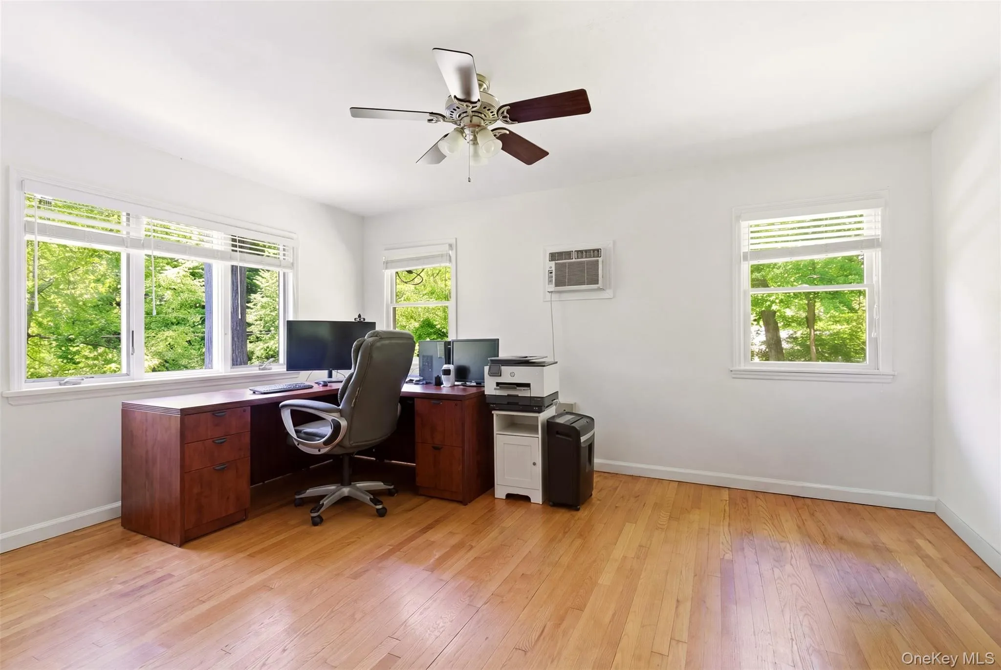 106 Vineyard Road, Huntington, NY, 4 Bedrooms Bedrooms, 8 Rooms Rooms,3 BathroomsBathrooms,Residential Sale,For Rent,Vineyard,0,1003249 106 Vineyard Road, Huntington, NY, 4 Bedrooms Bedrooms, 8 Rooms Rooms,3 BathroomsBathrooms,Residential Sale,For Rent,Vineyard,0,1003249