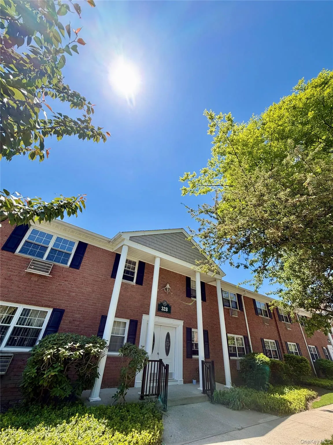 328 Lakeland Avenue, Islip, NY, 1 Bedroom Bedrooms, 4 Rooms Rooms,1 BathroomBathrooms,Residential,For Rent,Lakeland,0,1003250 328 Lakeland Avenue, Islip, NY, 1 Bedroom Bedrooms, 4 Rooms Rooms,1 BathroomBathrooms,Residential,For Rent,Lakeland,0,1003250