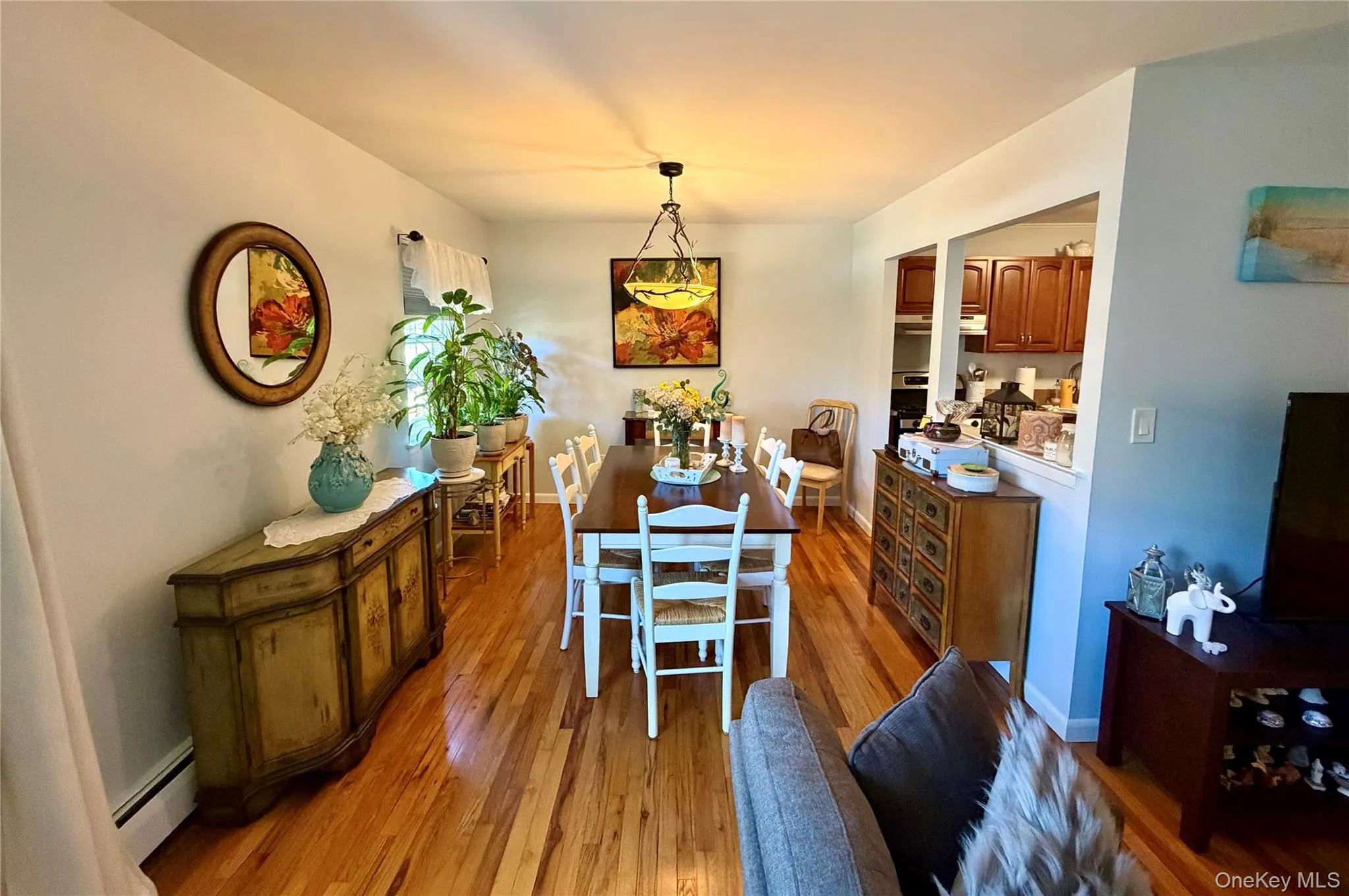 328 Lakeland Avenue, Islip, NY, 1 Bedroom Bedrooms, 4 Rooms Rooms,1 BathroomBathrooms,Residential,For Rent,Lakeland,0,1003250 328 Lakeland Avenue, Islip, NY, 1 Bedroom Bedrooms, 4 Rooms Rooms,1 BathroomBathrooms,Residential,For Rent,Lakeland,0,1003250