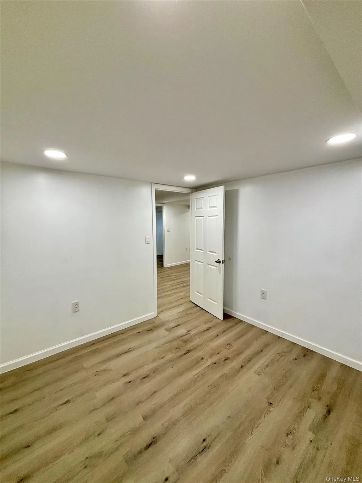 750 Highview Avenue, Hempstead, NY, 2 Bedrooms Bedrooms, 4 Rooms Rooms,1 BathroomBathrooms,Residential Lease,For Rent,Highview,0,1003255 750 Highview Avenue, Hempstead, NY, 2 Bedrooms Bedrooms, 4 Rooms Rooms,1 BathroomBathrooms,Residential Lease,For Rent,Highview,0,1003255
