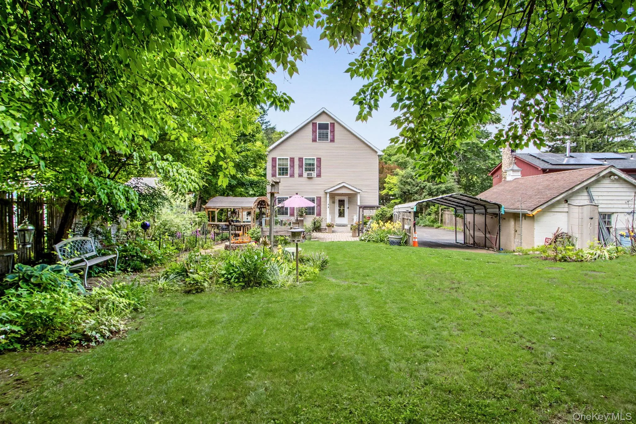 12 Lake Drive, Clarkstown, NY, 3 Bedrooms Bedrooms, 9 Rooms Rooms,2 BathroomsBathrooms,Residential,For Rent,Lake,0,1003256 12 Lake Drive, Clarkstown, NY, 3 Bedrooms Bedrooms, 9 Rooms Rooms,2 BathroomsBathrooms,Residential,For Rent,Lake,0,1003256