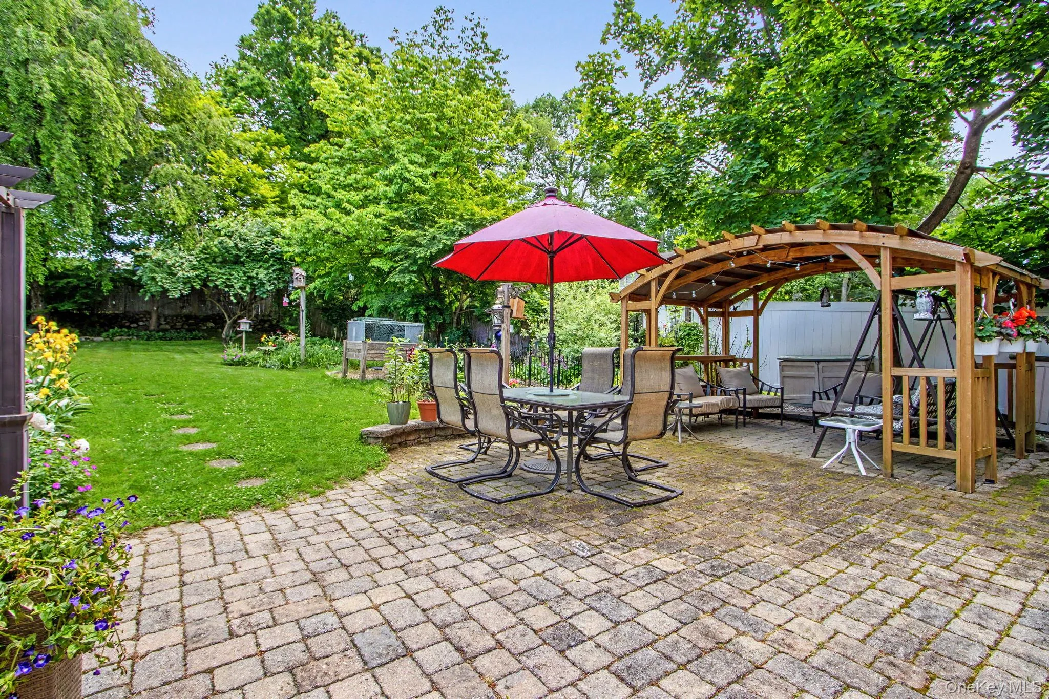 12 Lake Drive, Clarkstown, NY, 3 Bedrooms Bedrooms, 9 Rooms Rooms,2 BathroomsBathrooms,Residential,For Rent,Lake,0,1003256 12 Lake Drive, Clarkstown, NY, 3 Bedrooms Bedrooms, 9 Rooms Rooms,2 BathroomsBathrooms,Residential,For Rent,Lake,0,1003256