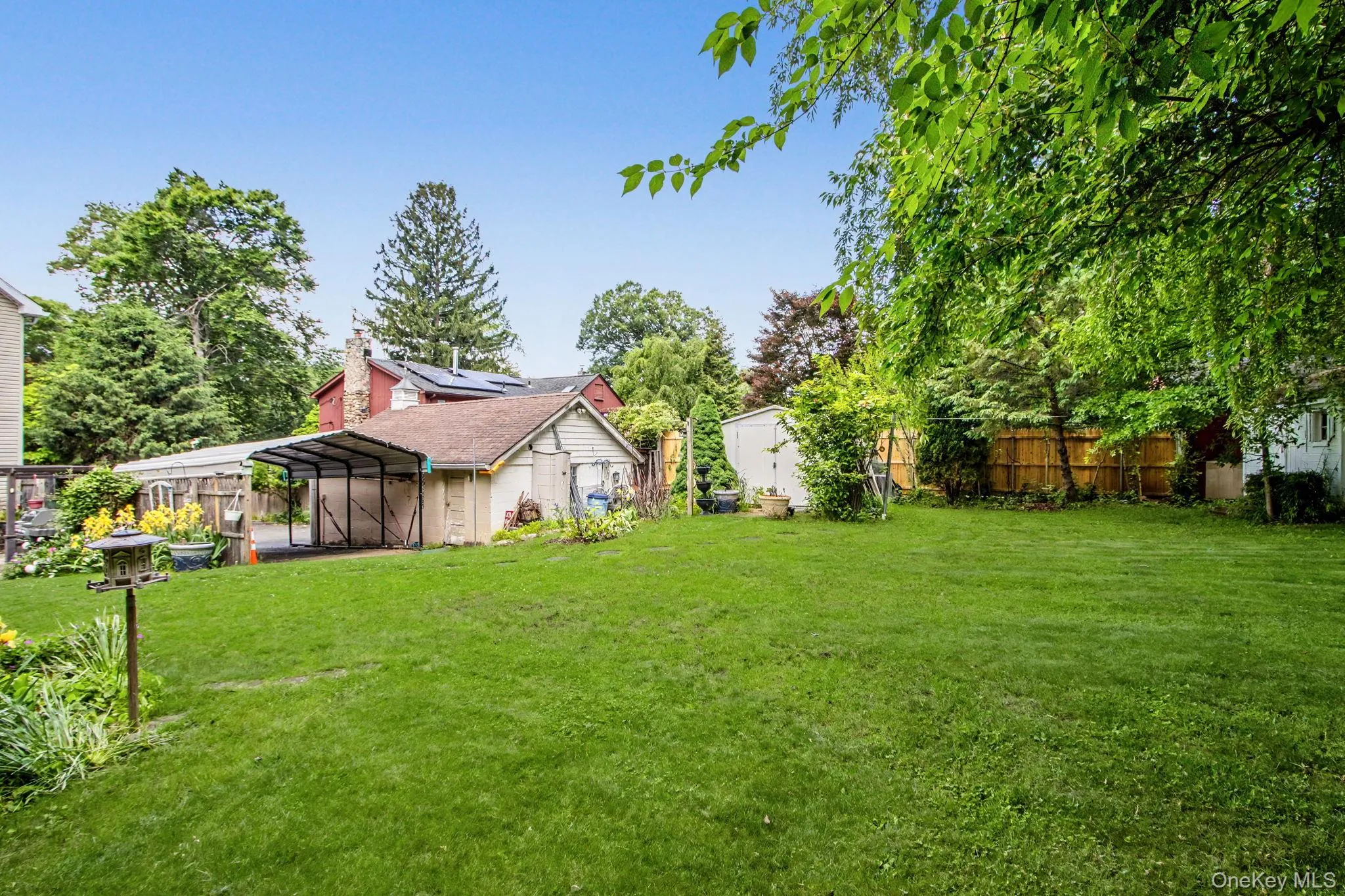 12 Lake Drive, Clarkstown, NY, 3 Bedrooms Bedrooms, 9 Rooms Rooms,2 BathroomsBathrooms,Residential,For Rent,Lake,0,1003256 12 Lake Drive, Clarkstown, NY, 3 Bedrooms Bedrooms, 9 Rooms Rooms,2 BathroomsBathrooms,Residential,For Rent,Lake,0,1003256