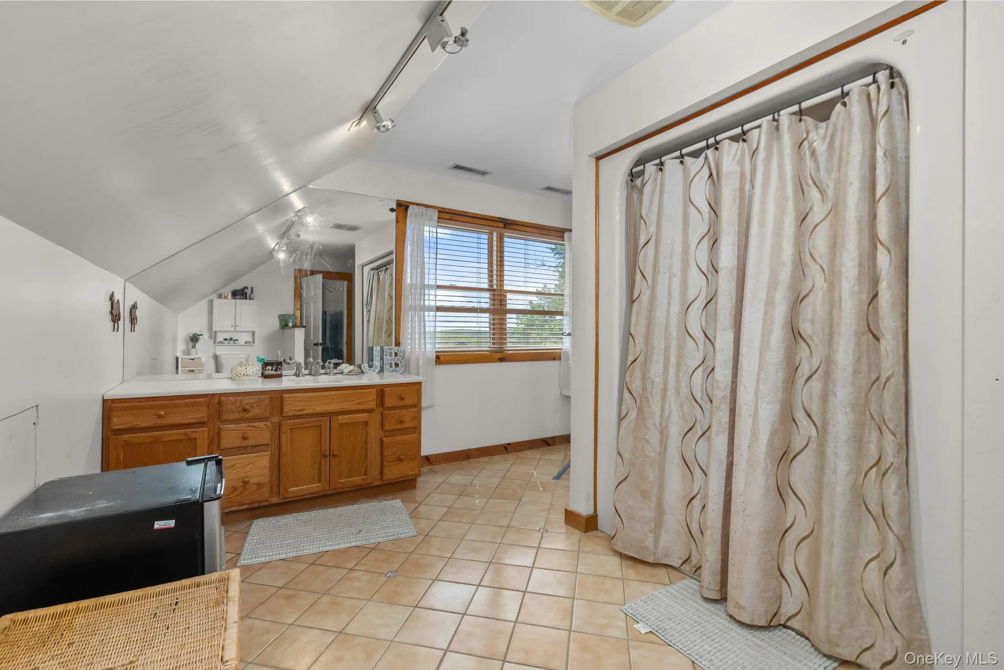 5 Mc Carthy Road, Beekman, NY, 4 Bedrooms Bedrooms, 14 Rooms Rooms,3 BathroomsBathrooms,Residential,For Rent,Mc Carthy,0,1003257 5 Mc Carthy Road, Beekman, NY, 4 Bedrooms Bedrooms, 14 Rooms Rooms,3 BathroomsBathrooms,Residential,For Rent,Mc Carthy,0,1003257