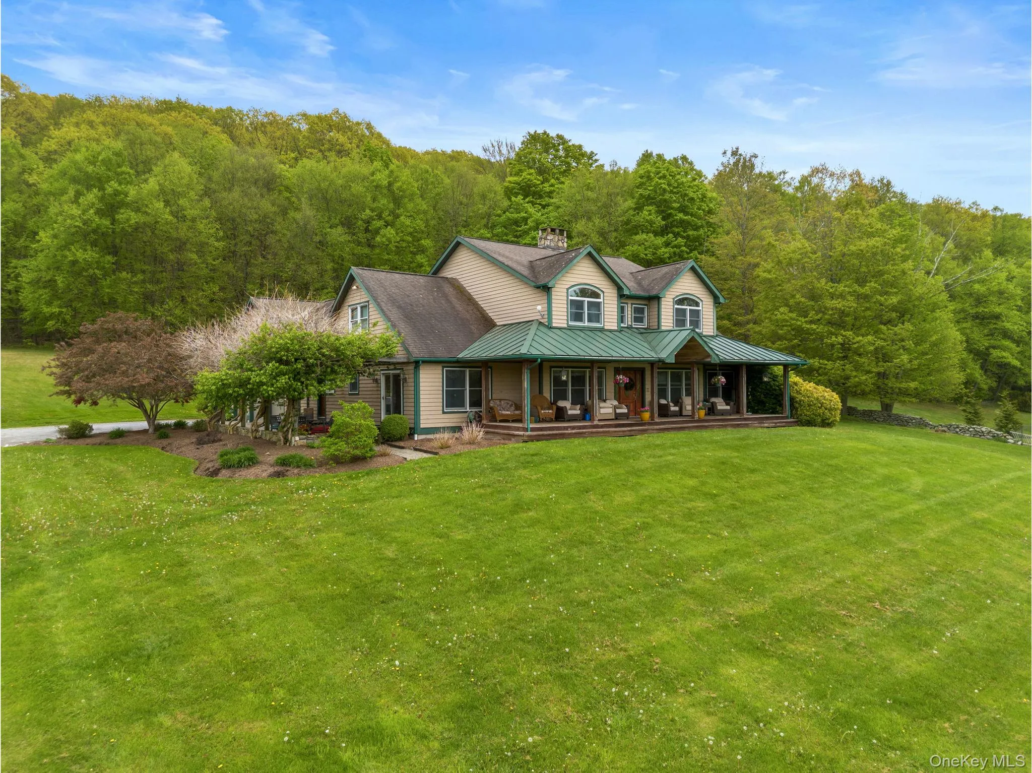5 Mc Carthy Road, Beekman, NY, 4 Bedrooms Bedrooms, 14 Rooms Rooms,3 BathroomsBathrooms,Residential,For Rent,Mc Carthy,0,1003257 5 Mc Carthy Road, Beekman, NY, 4 Bedrooms Bedrooms, 14 Rooms Rooms,3 BathroomsBathrooms,Residential,For Rent,Mc Carthy,0,1003257