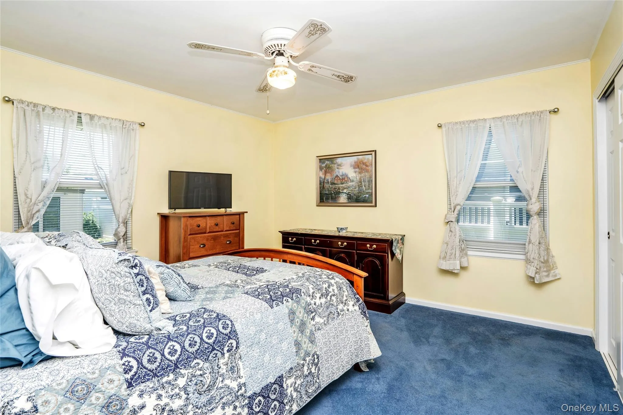 9 Amby Avenue, Oyster Bay, NY, 4 Bedrooms Bedrooms, 8 Rooms Rooms,1 BathroomBathrooms,Residential,For Rent,Amby,0,1003258 9 Amby Avenue, Oyster Bay, NY, 4 Bedrooms Bedrooms, 8 Rooms Rooms,1 BathroomBathrooms,Residential,For Rent,Amby,0,1003258