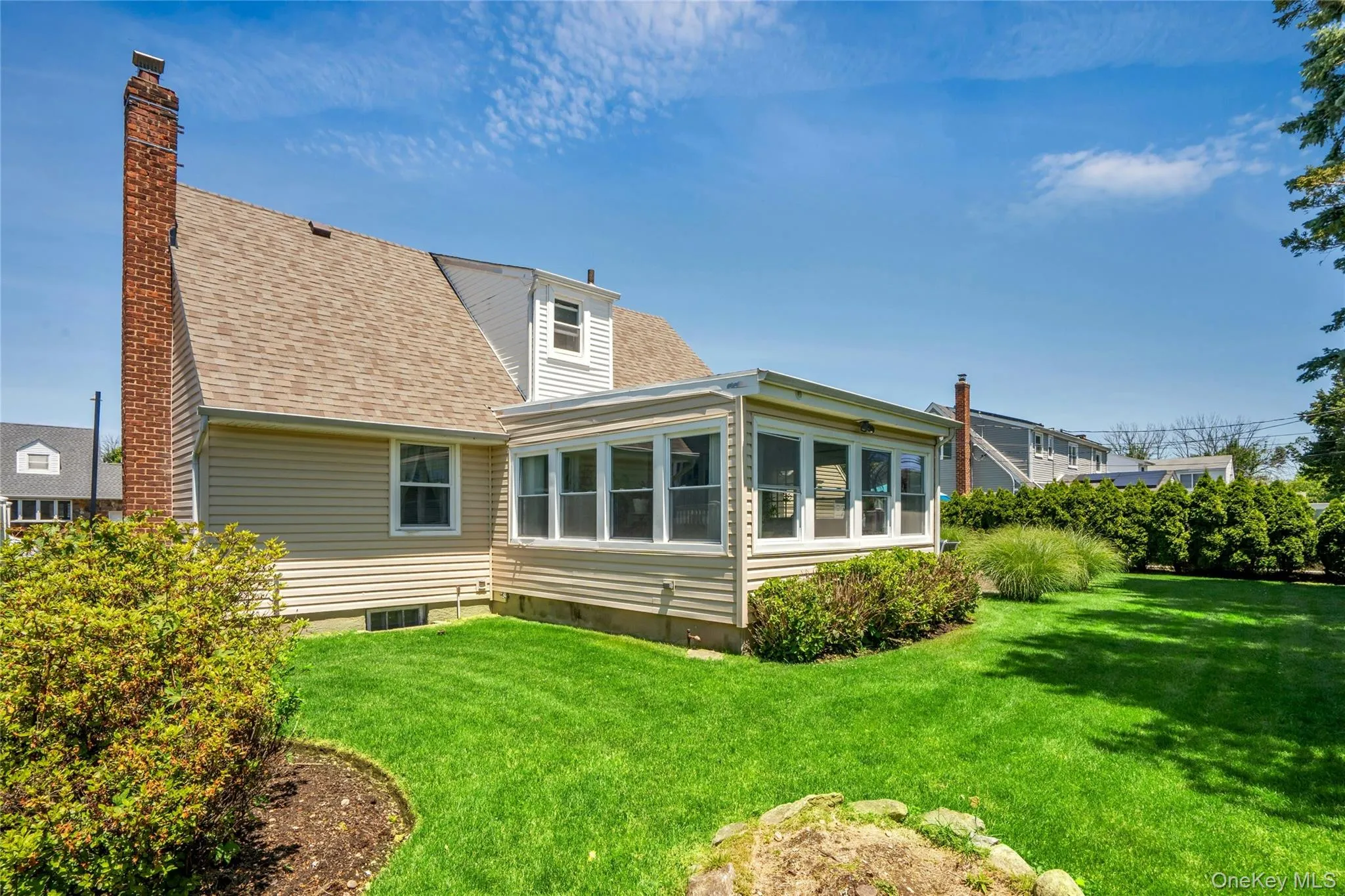 9 Amby Avenue, Oyster Bay, NY, 4 Bedrooms Bedrooms, 8 Rooms Rooms,1 BathroomBathrooms,Residential,For Rent,Amby,0,1003258 9 Amby Avenue, Oyster Bay, NY, 4 Bedrooms Bedrooms, 8 Rooms Rooms,1 BathroomBathrooms,Residential,For Rent,Amby,0,1003258