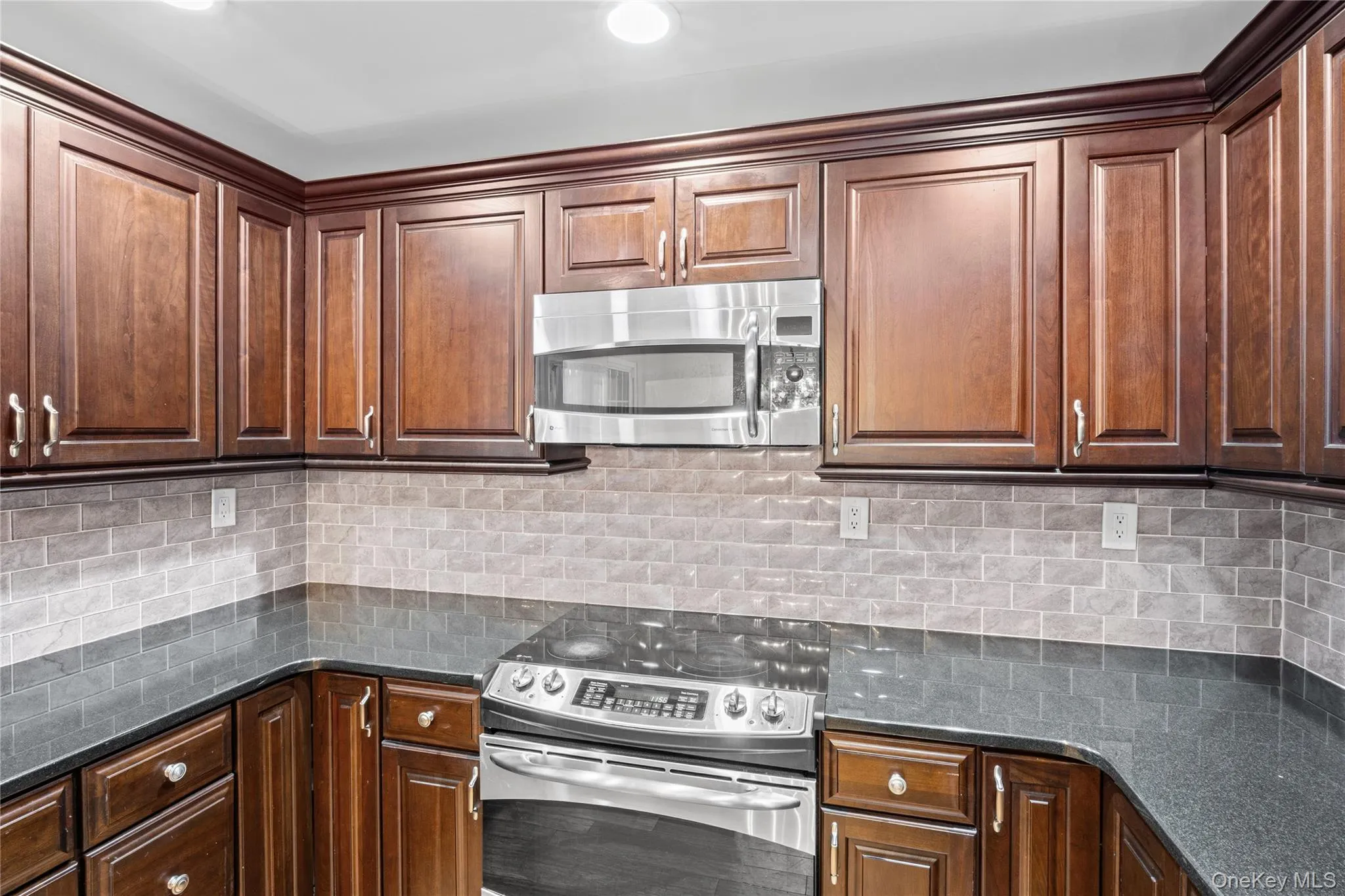 220 Belfast Lane, Brookhaven, NY, 2 Bedrooms Bedrooms, 6 Rooms Rooms,2 BathroomsBathrooms,Residential,For Rent,Belfast,0,1003259 220 Belfast Lane, Brookhaven, NY, 2 Bedrooms Bedrooms, 6 Rooms Rooms,2 BathroomsBathrooms,Residential,For Rent,Belfast,0,1003259