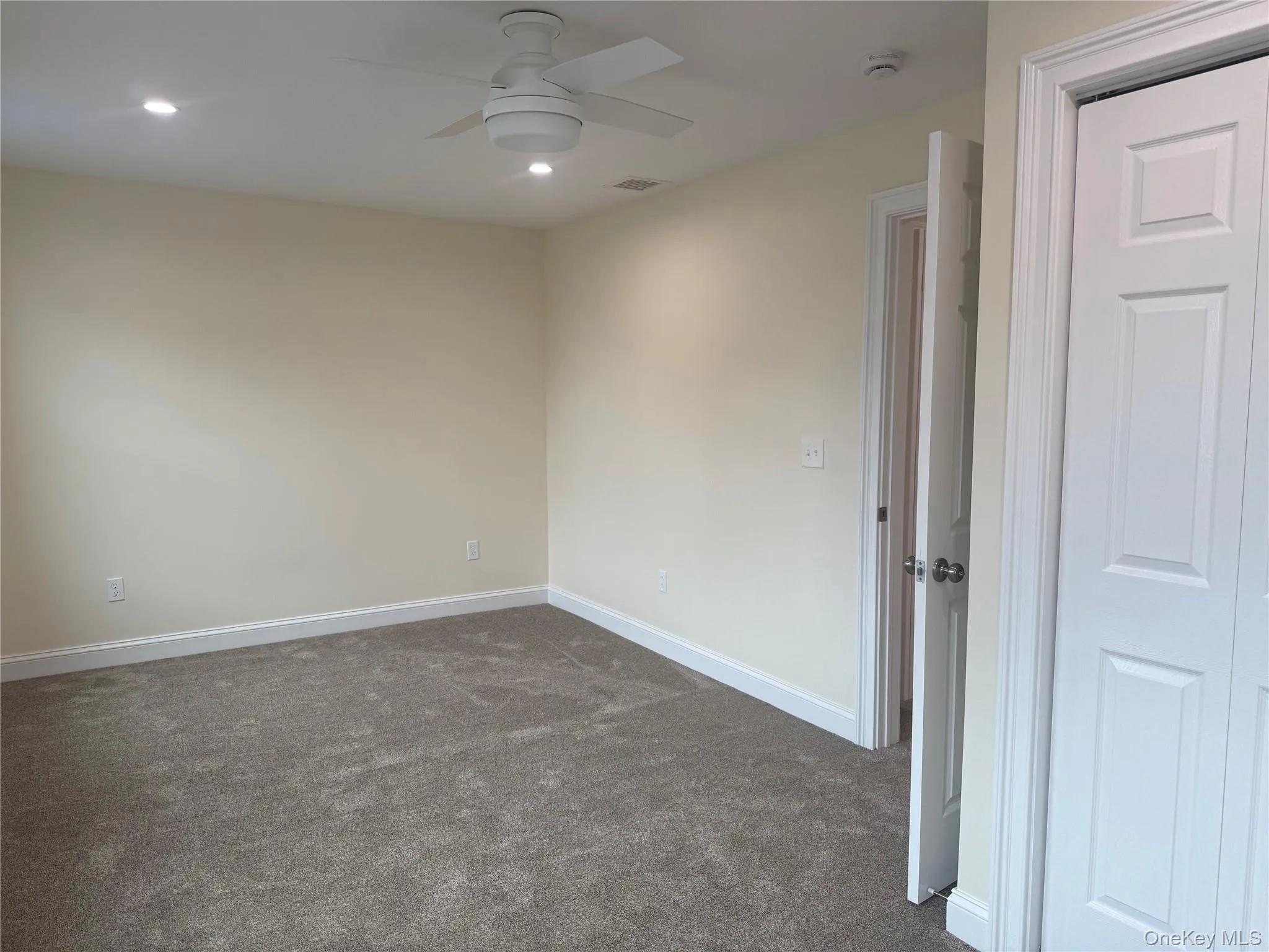 100A Main Street, North Hempstead, NY, 2 Bedrooms Bedrooms, 4 Rooms Rooms,1 BathroomBathrooms,Residential Lease,For Rent,Main,0,1003260 100A Main Street, North Hempstead, NY, 2 Bedrooms Bedrooms, 4 Rooms Rooms,1 BathroomBathrooms,Residential Lease,For Rent,Main,0,1003260