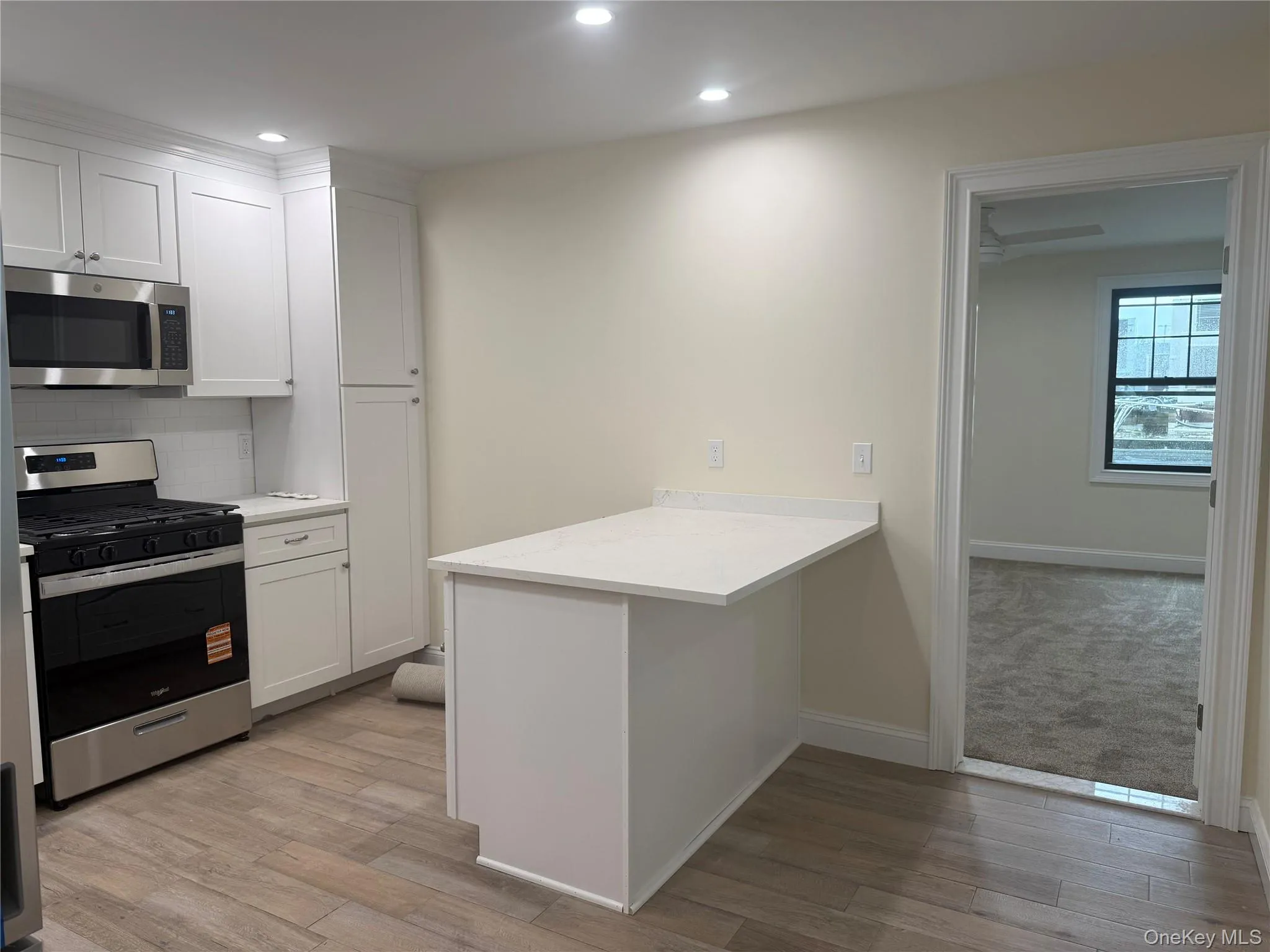 100A Main Street, North Hempstead, NY, 2 Bedrooms Bedrooms, 4 Rooms Rooms,1 BathroomBathrooms,Residential Lease,For Rent,Main,0,1003260 100A Main Street, North Hempstead, NY, 2 Bedrooms Bedrooms, 4 Rooms Rooms,1 BathroomBathrooms,Residential Lease,For Rent,Main,0,1003260