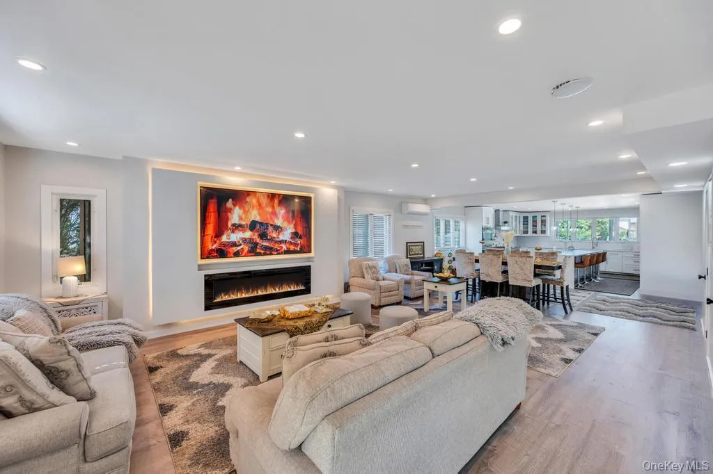 6 Ash Lane, Hempstead, NY, 4 Bedrooms Bedrooms, 12 Rooms Rooms,2 BathroomsBathrooms,Residential Lease,For Rent,Ash,0,1003261 6 Ash Lane, Hempstead, NY, 4 Bedrooms Bedrooms, 12 Rooms Rooms,2 BathroomsBathrooms,Residential Lease,For Rent,Ash,0,1003261