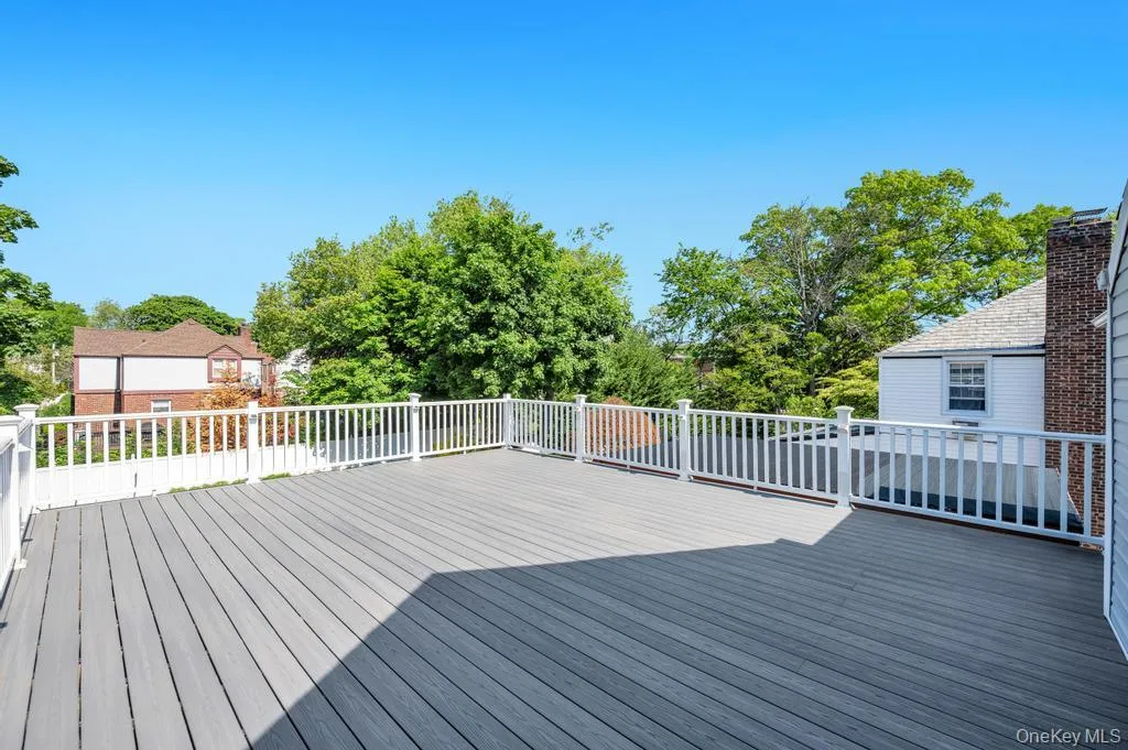 6 Ash Lane, Hempstead, NY, 4 Bedrooms Bedrooms, 12 Rooms Rooms,2 BathroomsBathrooms,Residential Lease,For Rent,Ash,0,1003261 6 Ash Lane, Hempstead, NY, 4 Bedrooms Bedrooms, 12 Rooms Rooms,2 BathroomsBathrooms,Residential Lease,For Rent,Ash,0,1003261