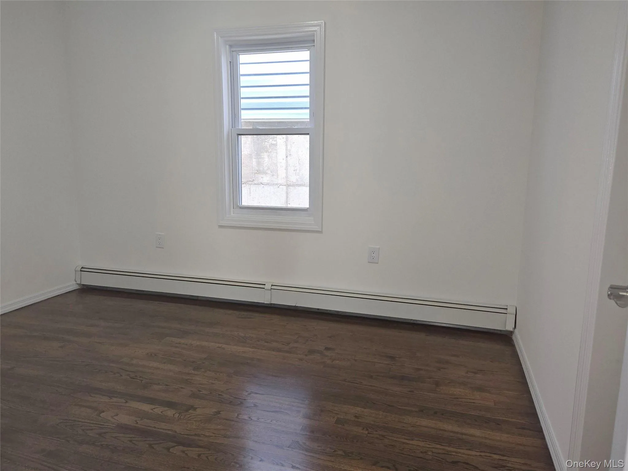 20 10th Road, New York, NY, 2 Bedrooms Bedrooms, 6 Rooms Rooms,1 BathroomBathrooms,Residential,For Rent,10th,0,1003266 20 10th Road, New York, NY, 2 Bedrooms Bedrooms, 6 Rooms Rooms,1 BathroomBathrooms,Residential,For Rent,10th,0,1003266