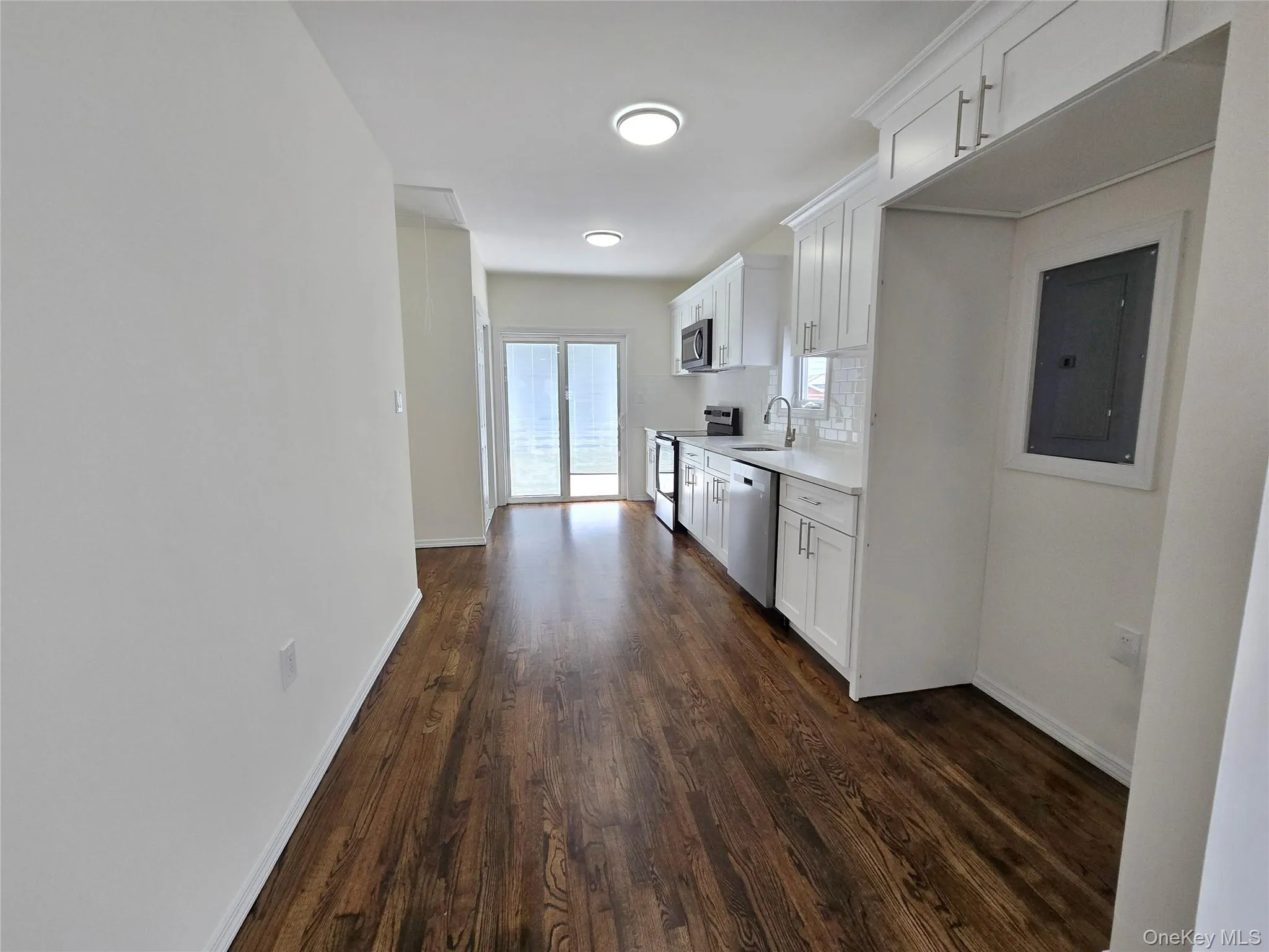 20 10th Road, New York, NY, 2 Bedrooms Bedrooms, 6 Rooms Rooms,1 BathroomBathrooms,Residential,For Rent,10th,0,1003266 20 10th Road, New York, NY, 2 Bedrooms Bedrooms, 6 Rooms Rooms,1 BathroomBathrooms,Residential,For Rent,10th,0,1003266
