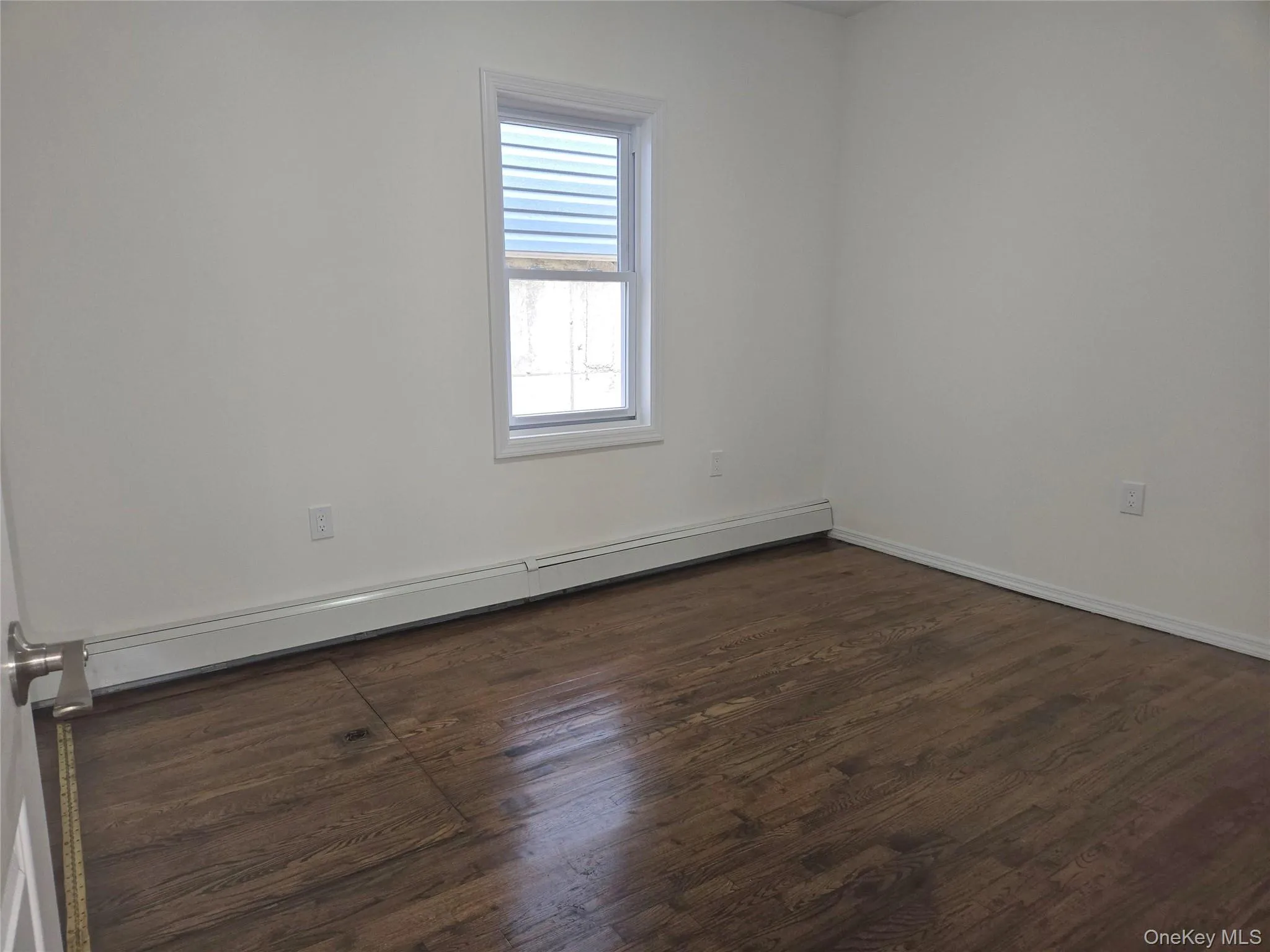 20 10th Road, New York, NY, 2 Bedrooms Bedrooms, 6 Rooms Rooms,1 BathroomBathrooms,Residential,For Rent,10th,0,1003266 20 10th Road, New York, NY, 2 Bedrooms Bedrooms, 6 Rooms Rooms,1 BathroomBathrooms,Residential,For Rent,10th,0,1003266