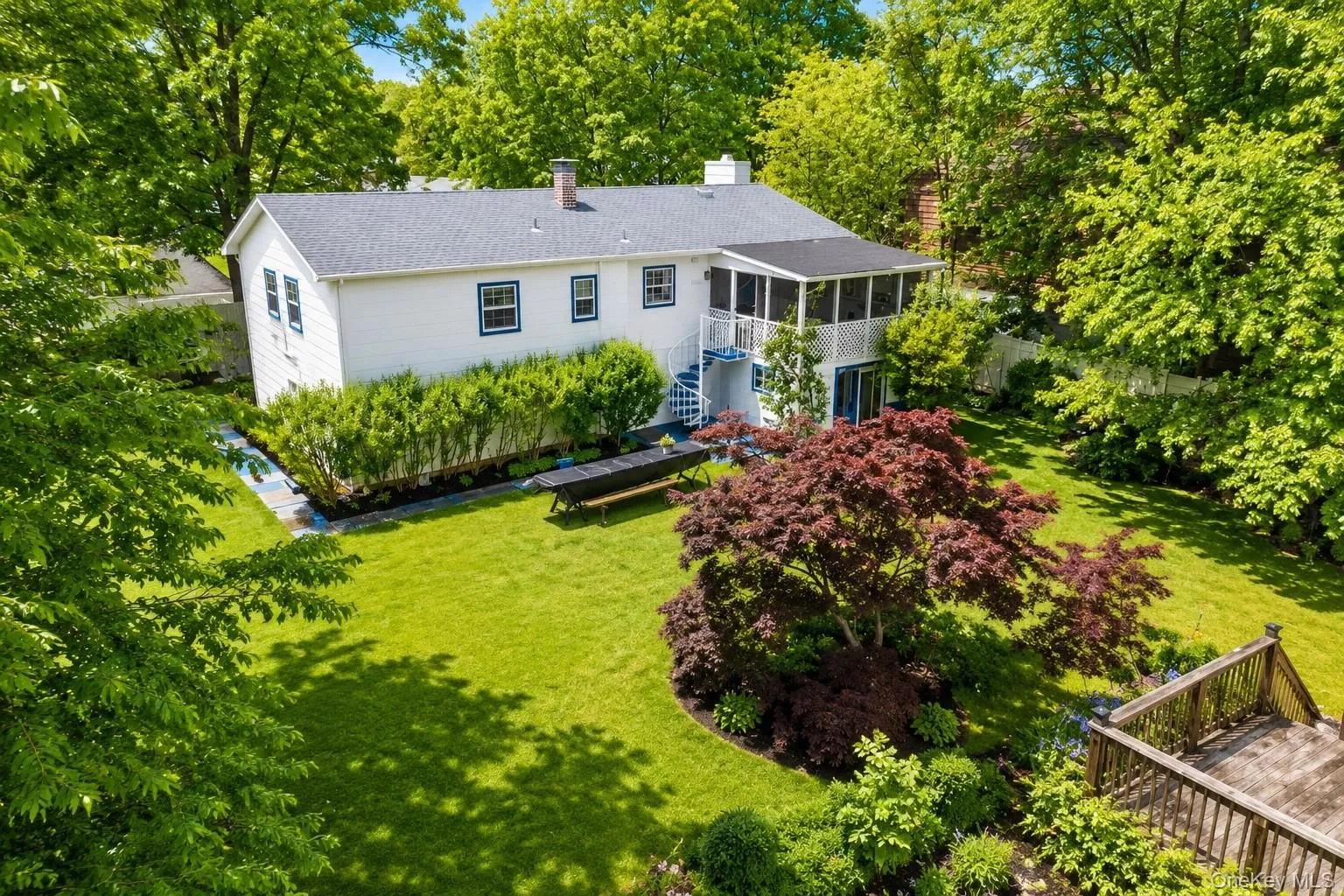 This backyard invites you to embrace outdoor living—perfect for family gatherings, summer barbecues, and relaxing moments surrounded by nature. This backyard invites you to embrace outdoor living—perfect for family gatherings, summer barbecues, and relaxing moments surrounded by nature.