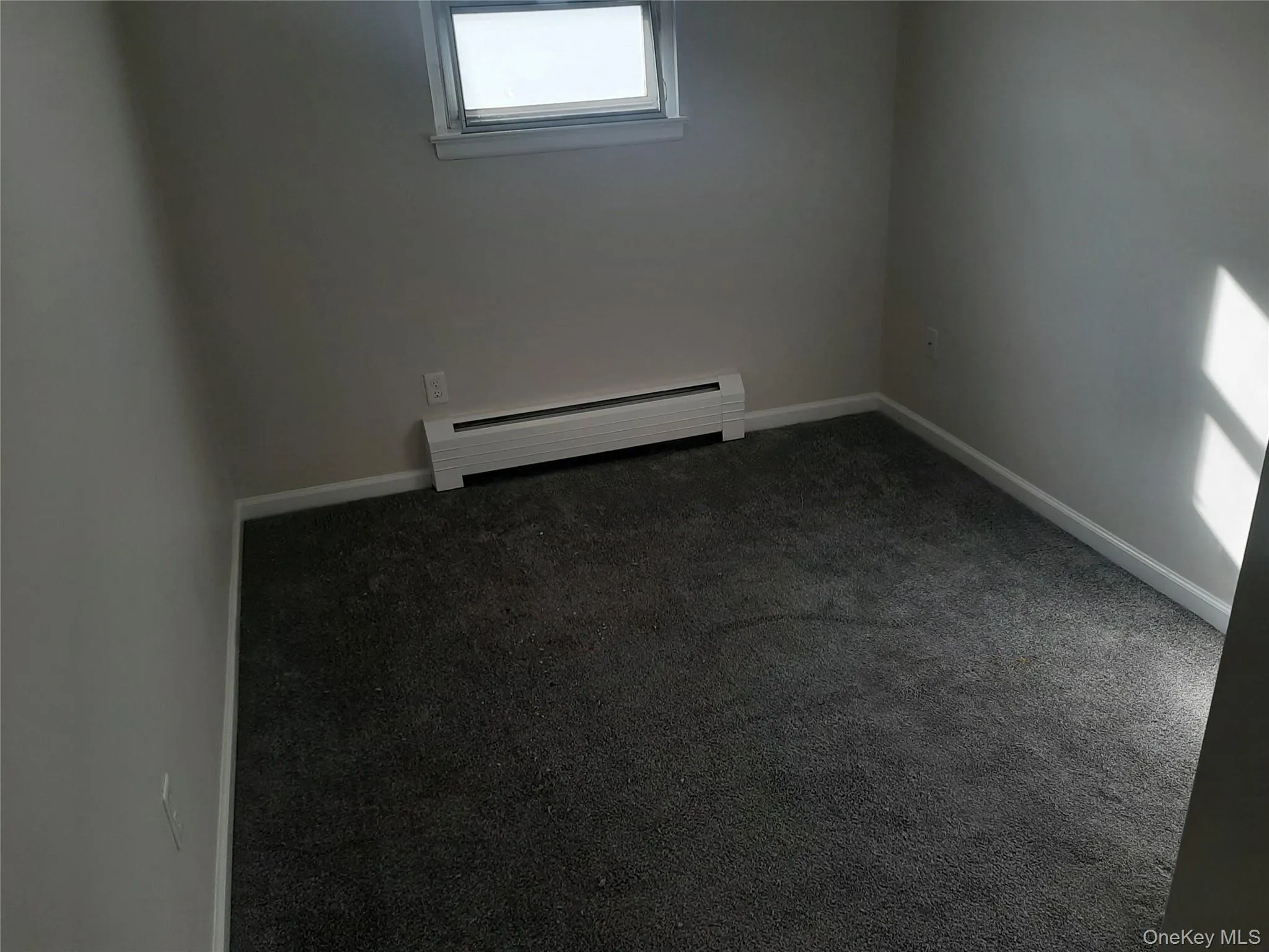 121 Nassau Lane, Hempstead, NY, 3 Bedrooms Bedrooms, 6 Rooms Rooms,1 BathroomBathrooms,Residential Lease,For Rent,Nassau,0,1003274 121 Nassau Lane, Hempstead, NY, 3 Bedrooms Bedrooms, 6 Rooms Rooms,1 BathroomBathrooms,Residential Lease,For Rent,Nassau,0,1003274