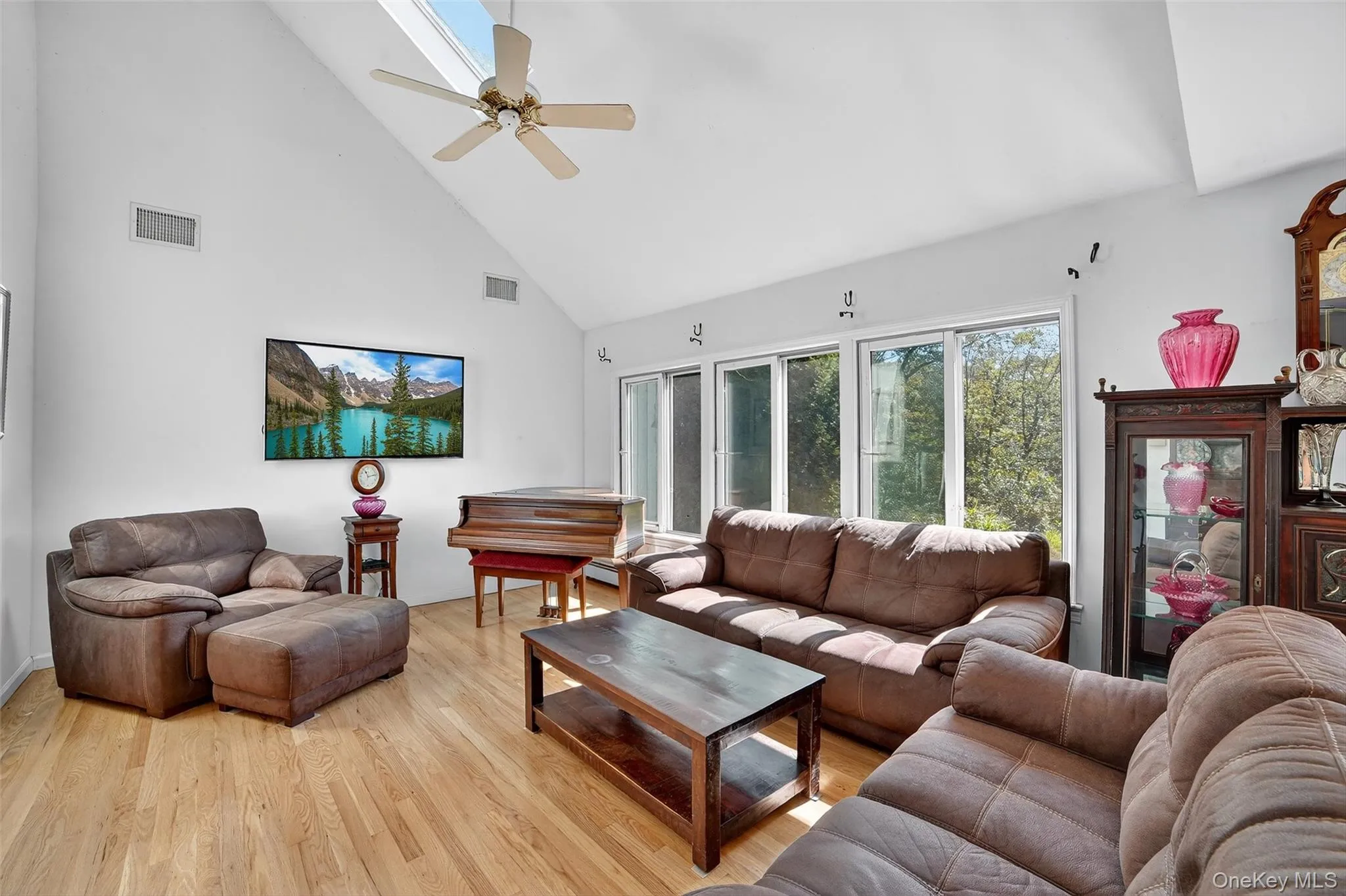 986 Cliff Avenue, Yorktown, NY, 3 Bedrooms Bedrooms, 9 Rooms Rooms,3 BathroomsBathrooms,Residential,For Rent,Cliff,0,1003275 986 Cliff Avenue, Yorktown, NY, 3 Bedrooms Bedrooms, 9 Rooms Rooms,3 BathroomsBathrooms,Residential,For Rent,Cliff,0,1003275