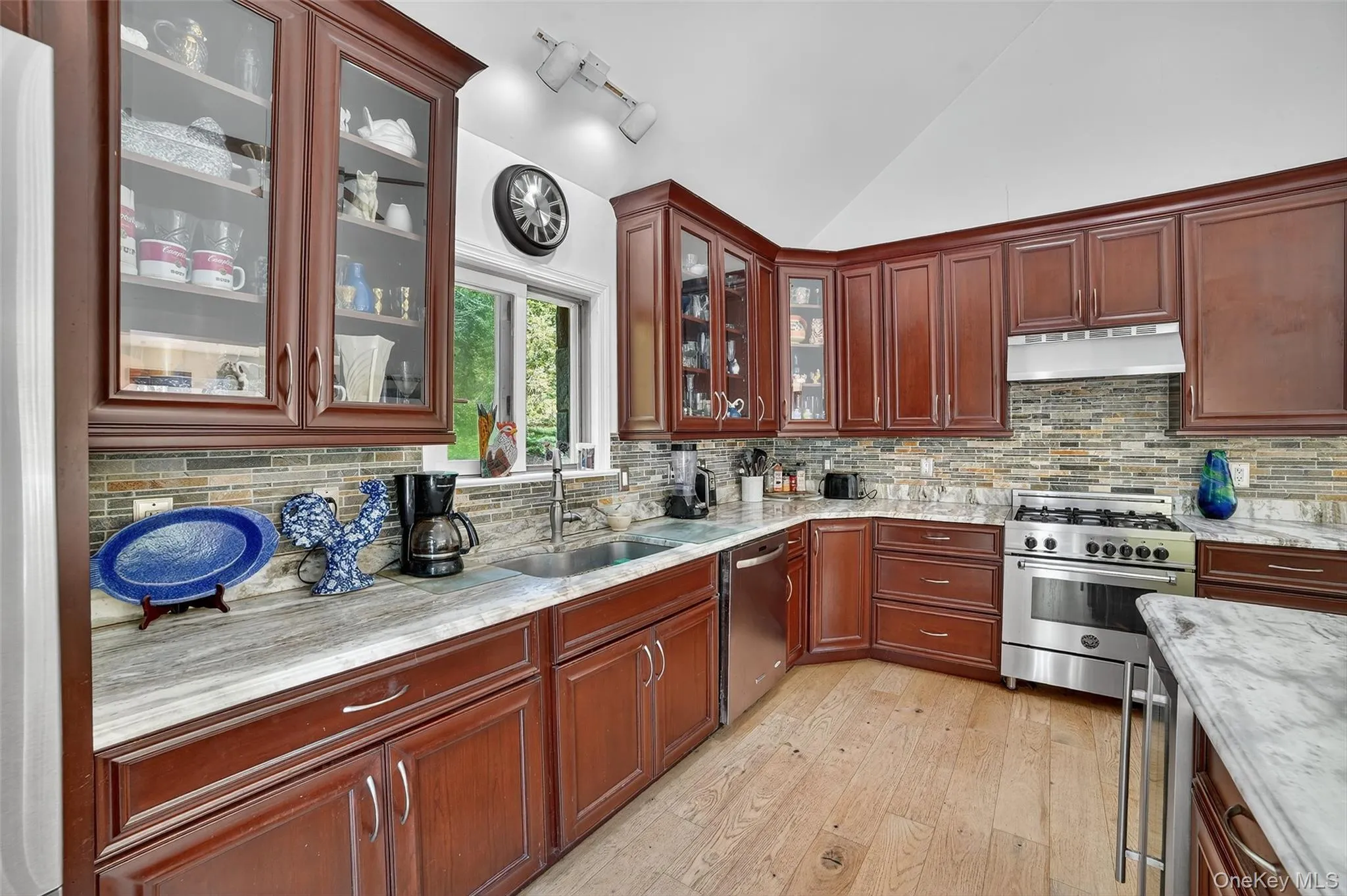 986 Cliff Avenue, Yorktown, NY, 3 Bedrooms Bedrooms, 9 Rooms Rooms,3 BathroomsBathrooms,Residential,For Rent,Cliff,0,1003275 986 Cliff Avenue, Yorktown, NY, 3 Bedrooms Bedrooms, 9 Rooms Rooms,3 BathroomsBathrooms,Residential,For Rent,Cliff,0,1003275