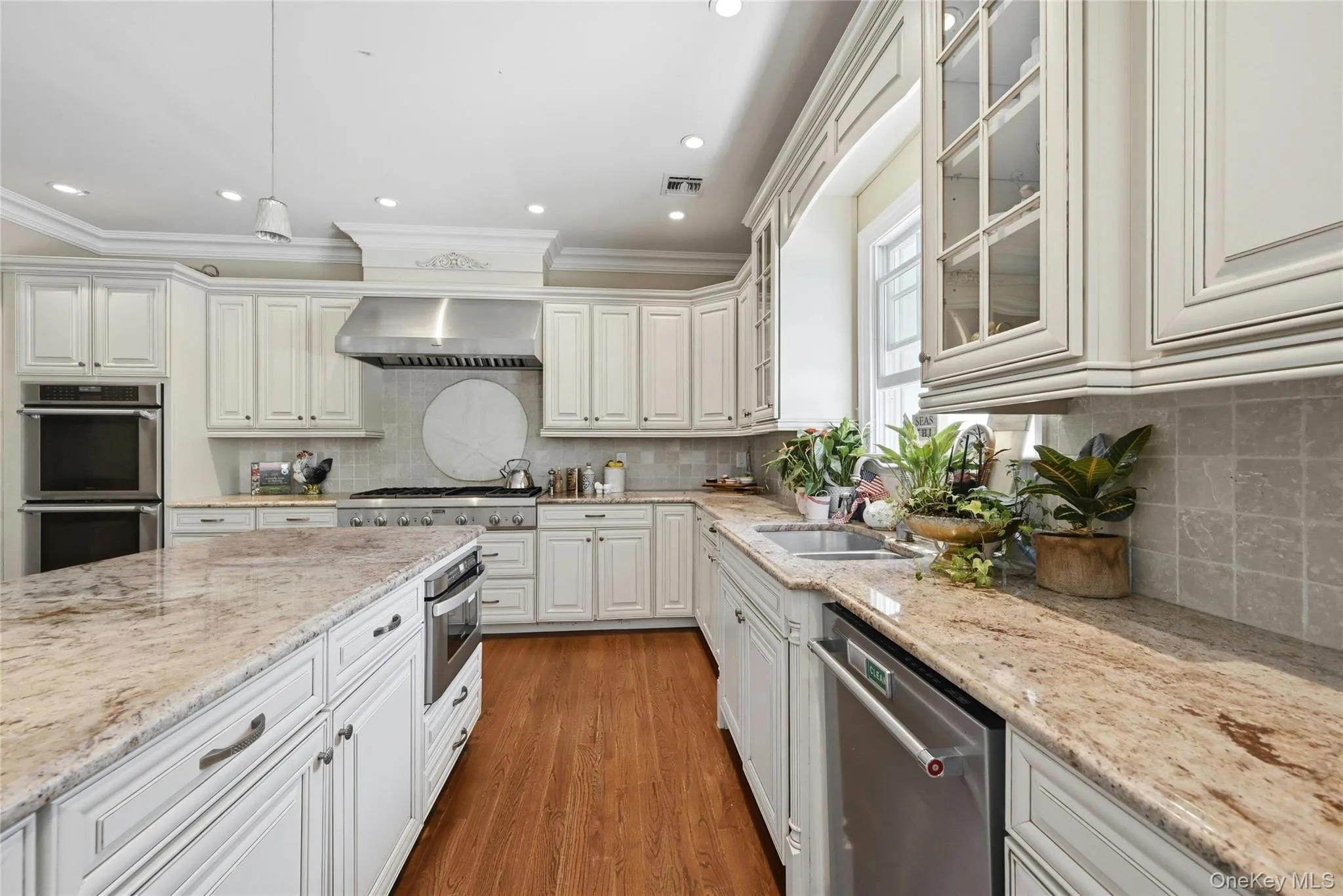 1330 Ridge Road, Oyster Bay, NY, 5 Bedrooms Bedrooms, 10 Rooms Rooms,4 BathroomsBathrooms,Residential,For Rent,Ridge,0,1003277 1330 Ridge Road, Oyster Bay, NY, 5 Bedrooms Bedrooms, 10 Rooms Rooms,4 BathroomsBathrooms,Residential,For Rent,Ridge,0,1003277